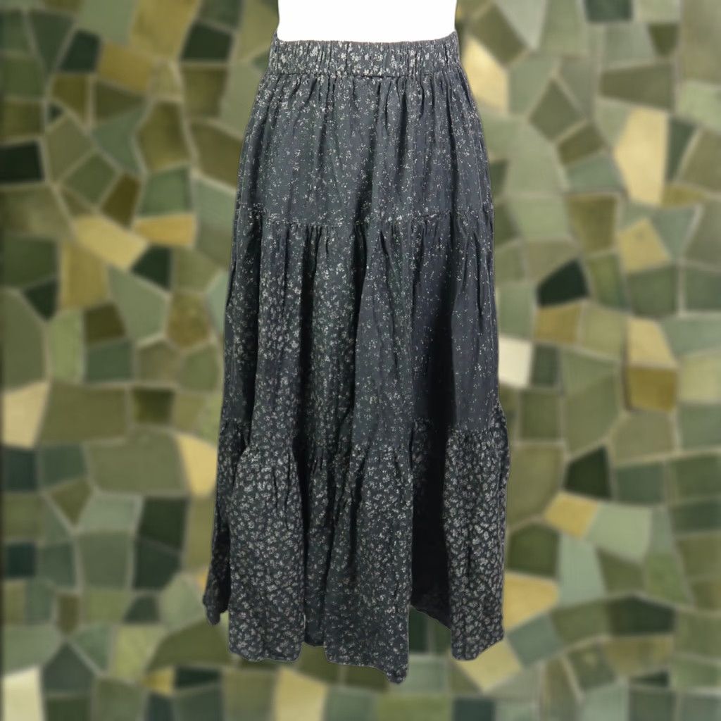 VINTAGE Shelbi Ranch Black Cream Floral Western Prairie Tiered Midi Skirt Shirt?