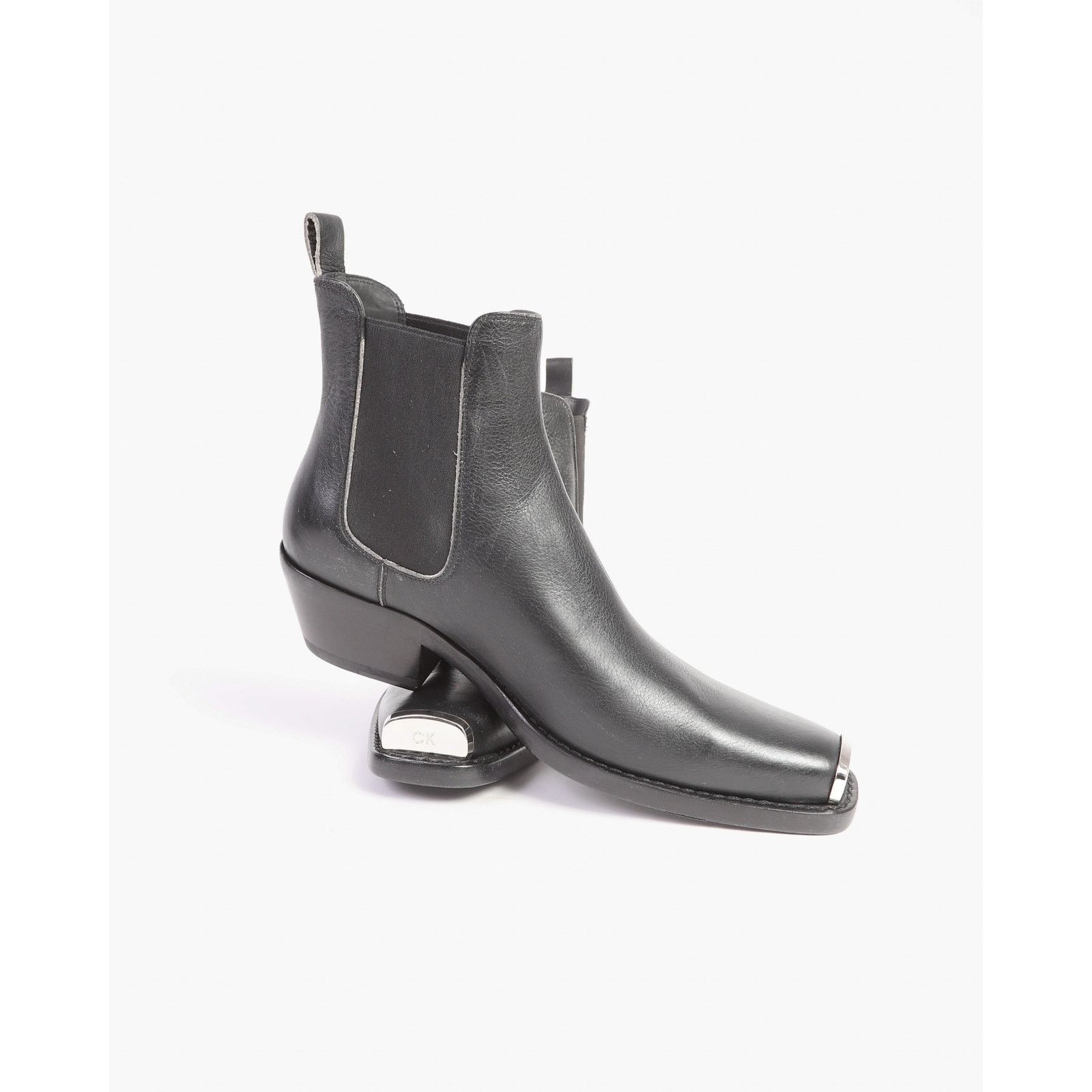 Calvin Klein 205W39NYC FW18 Metal Toe Cap Chelsea Boots in Distressed Black Leather Size US 9 / EU 42 - 5 Thumbnail