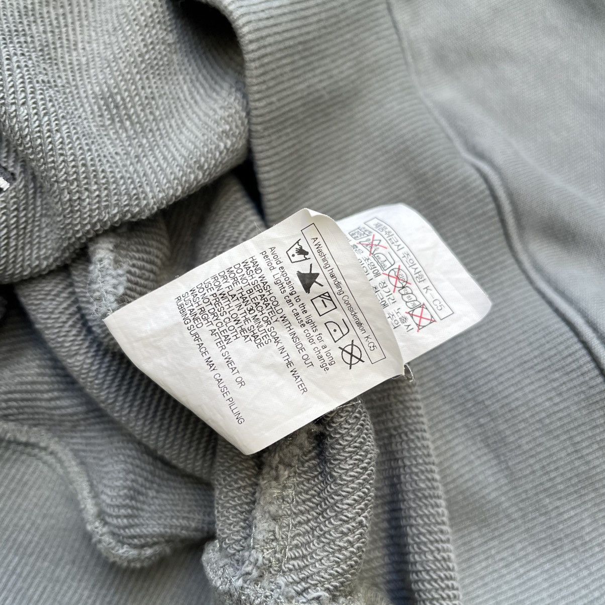 Juun.J Juun.J Embroidery Heavy Sweatshirt Center Logo Size US S / EU 44-46 / 1 - 9 Thumbnail