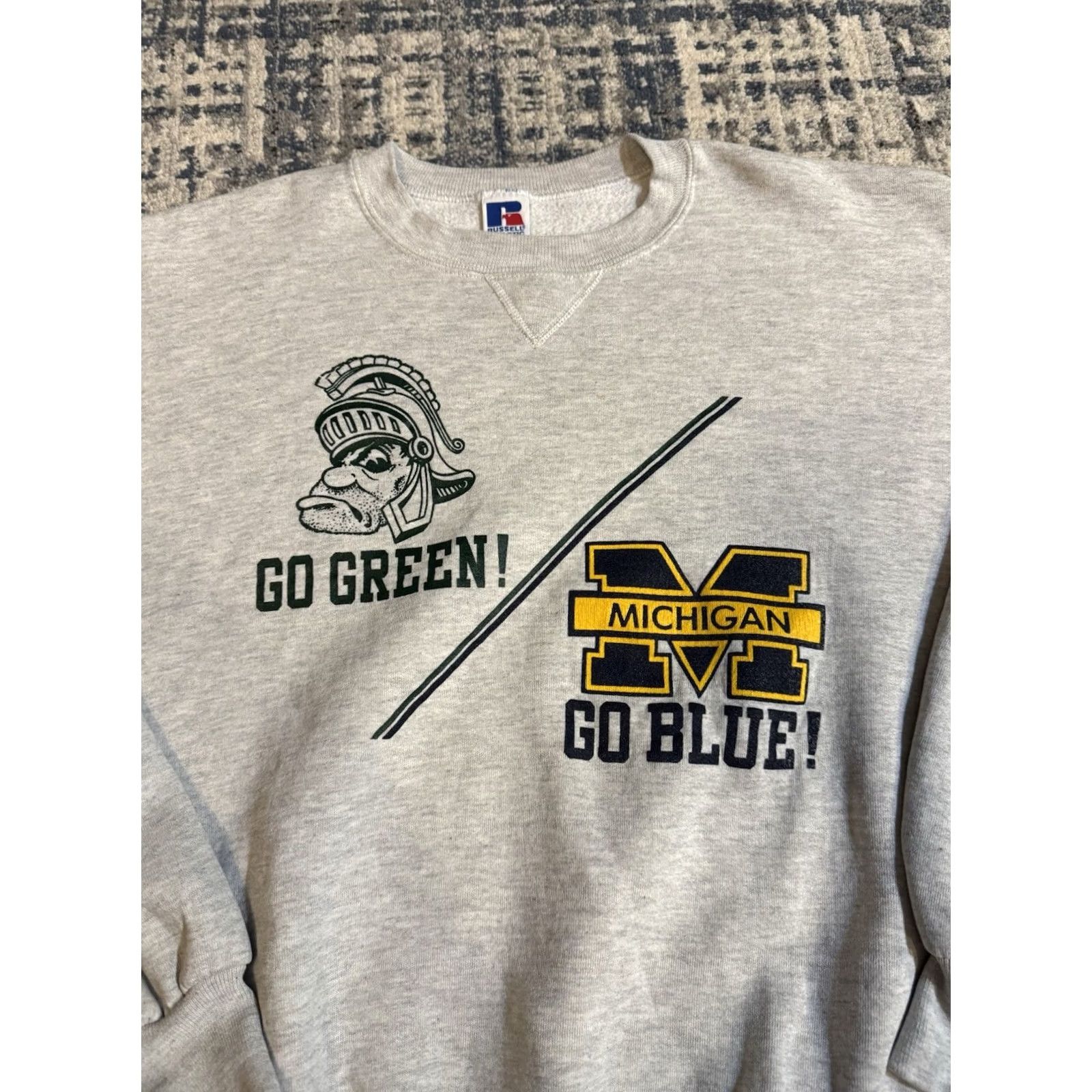 Russell Athletic VINTAGE Russell Athletic Sweatshirt XL Graphic Print 90s Spartans Vs. Wolverines Crew Neck Men Gray Size US XL / EU 56 / 4 - 2 Thumbnail