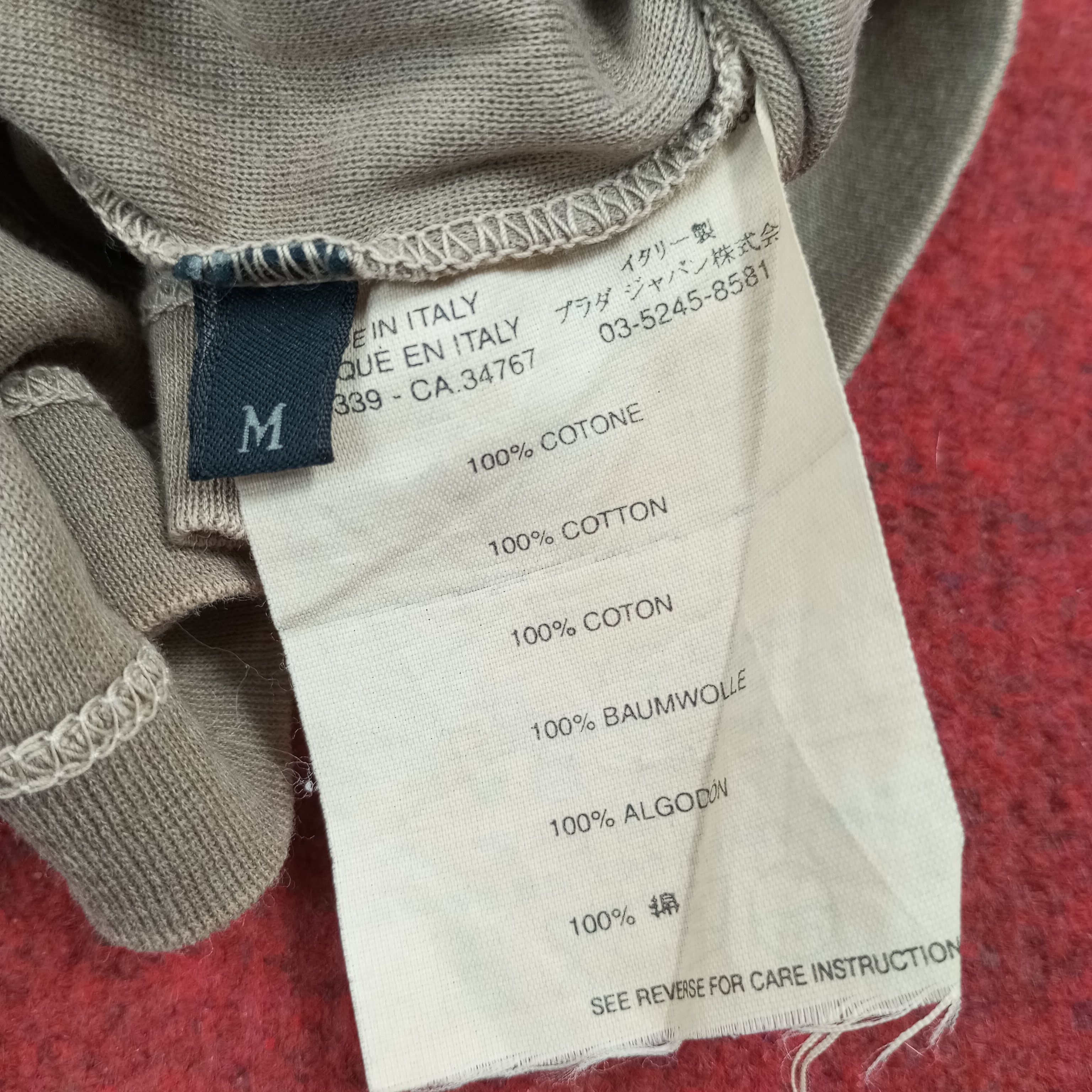 Prada Prada Luxury Fashion Brand Pocket Design Tshirt Size US S / EU 44-46 / 1 - 10 Thumbnail