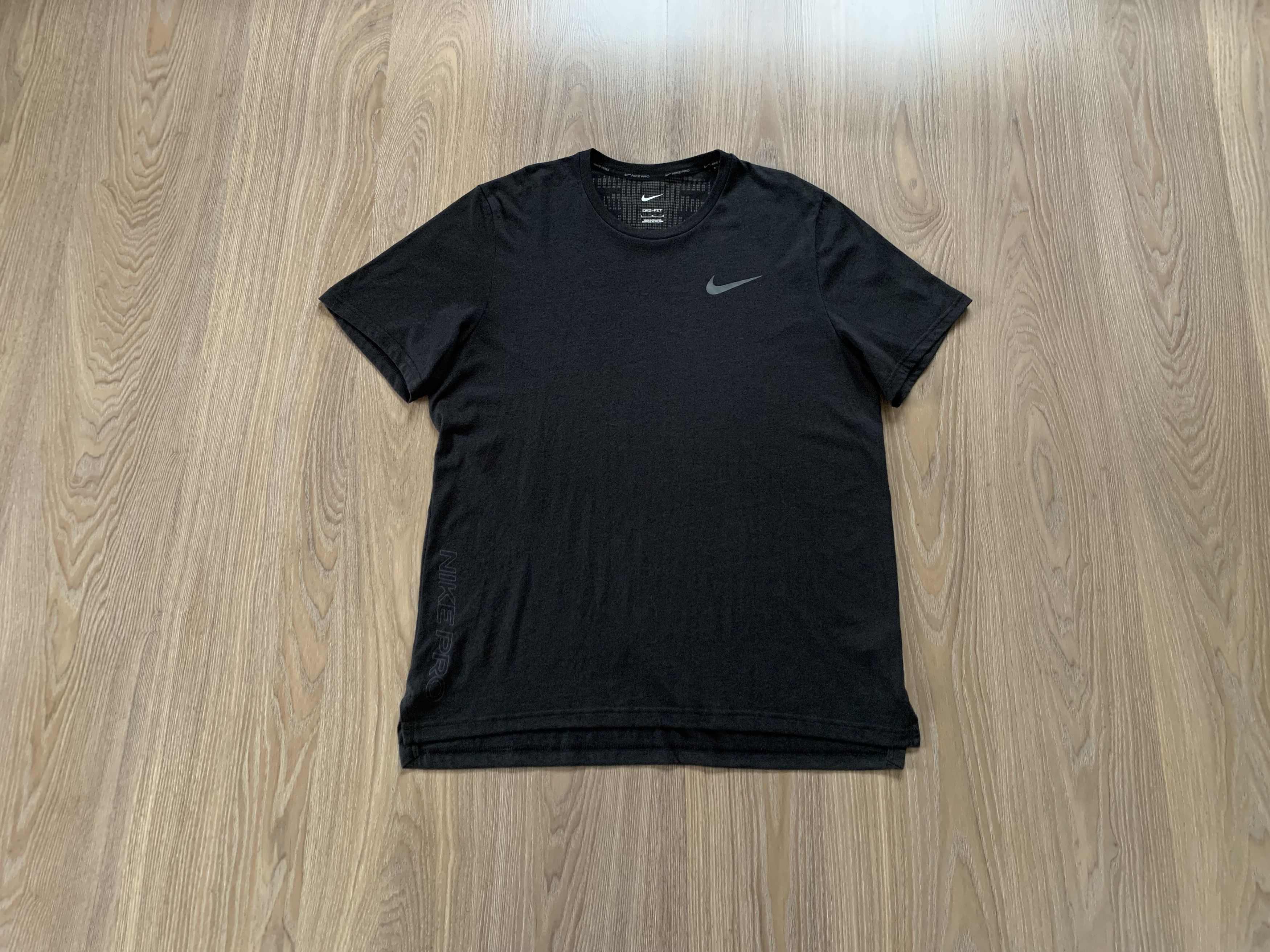 Nike Nike Pro Burnout Mesh Print Training T Shirt Size US L / EU 52-54 / 3 - 1 Thumbnail