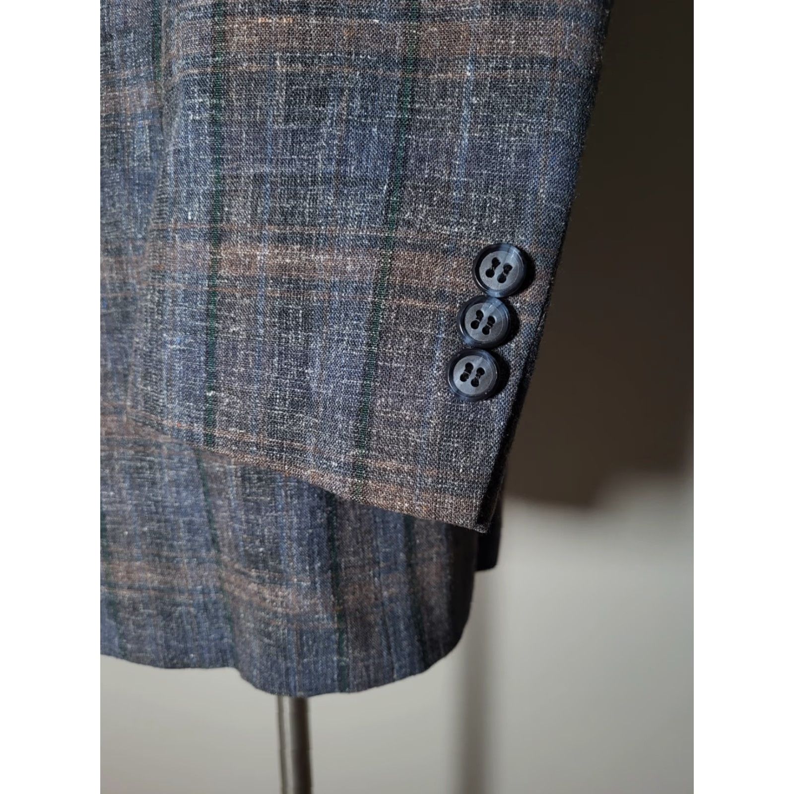 Vintage VINTAGE Fox Bros Sport Coat Blazer Jacket - 80s 40S Wool Tweed Plaid Notch Lapel Single-Breasted 3-Button Inner Pockets Regular Mens Size 40R - 2 Thumbnail