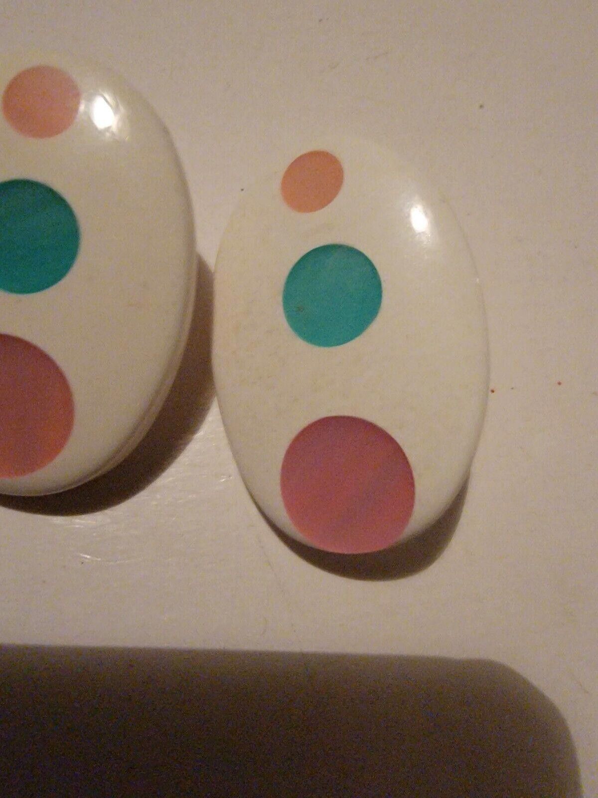 The Unbranded Brand Vintage Womens Earrings VTG Oval Enamel Polka Dot Stud Size ONE SIZE - 3 Thumbnail
