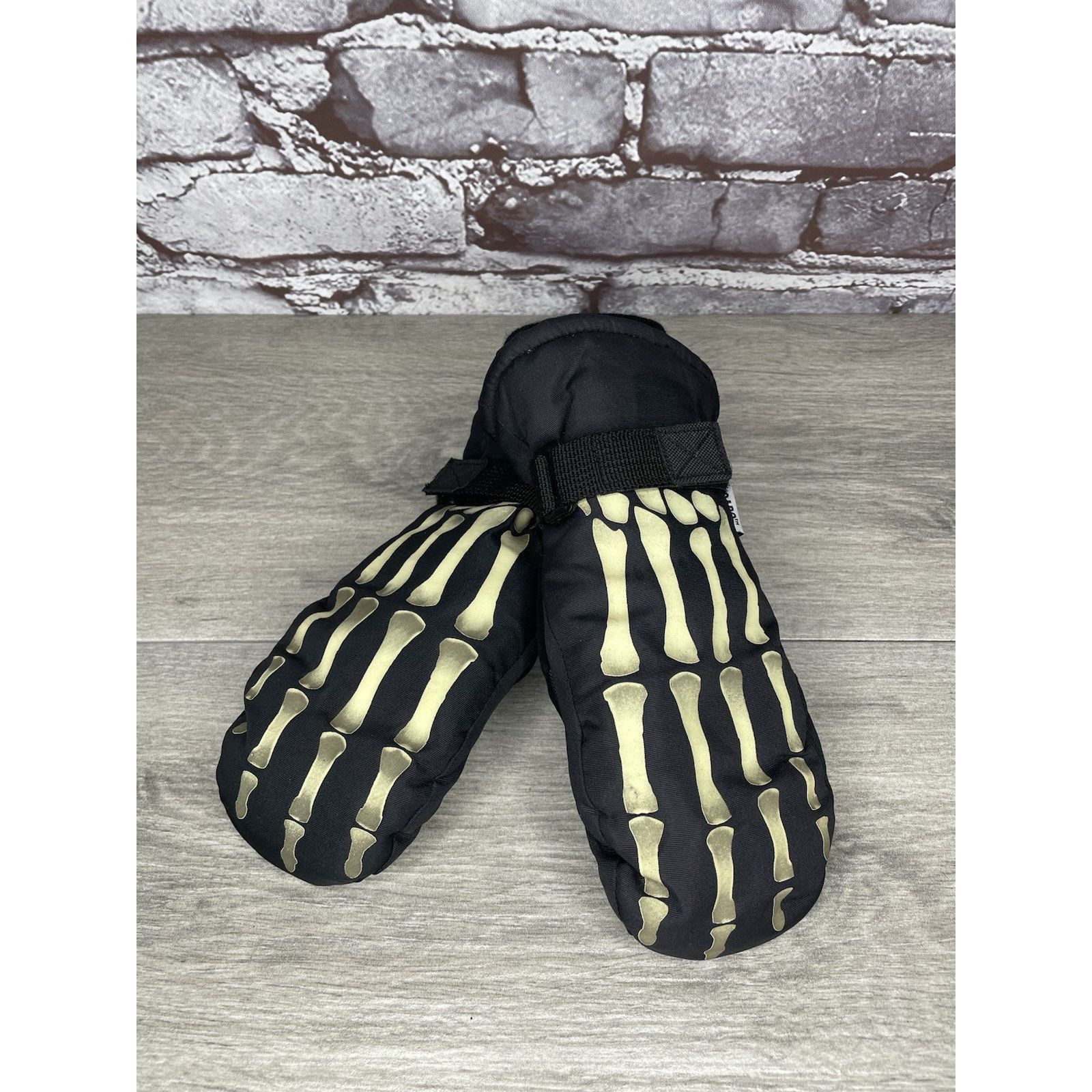CPS CHAPS N'ice Caps Waterproof & 3M Thinsulate Insulated Skull Kid's Size ONE SIZE - 1 Thumbnail