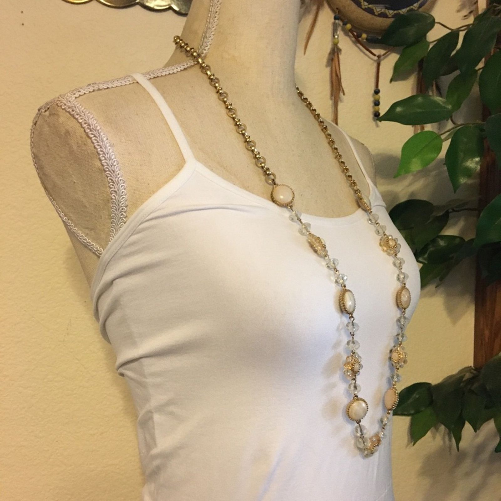 Vintage Vintage glass bead gold tone book link necklace Size ONE SIZE - 2 Thumbnail