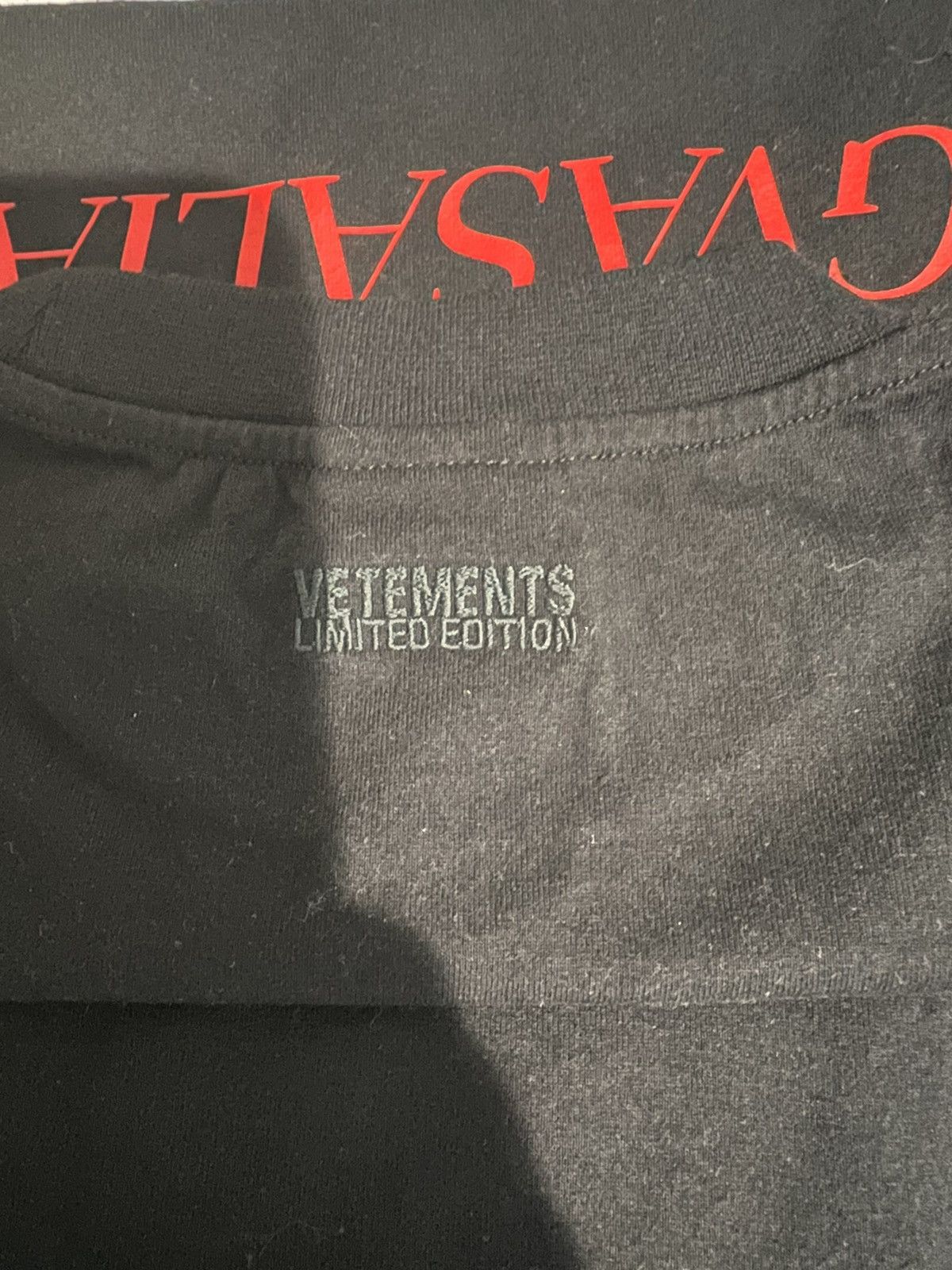 Balenciaga × Vetements Vetements “Keeping up with the gvasalias” tee Size US XS / EU 42 / 0 - 3 Thumbnail