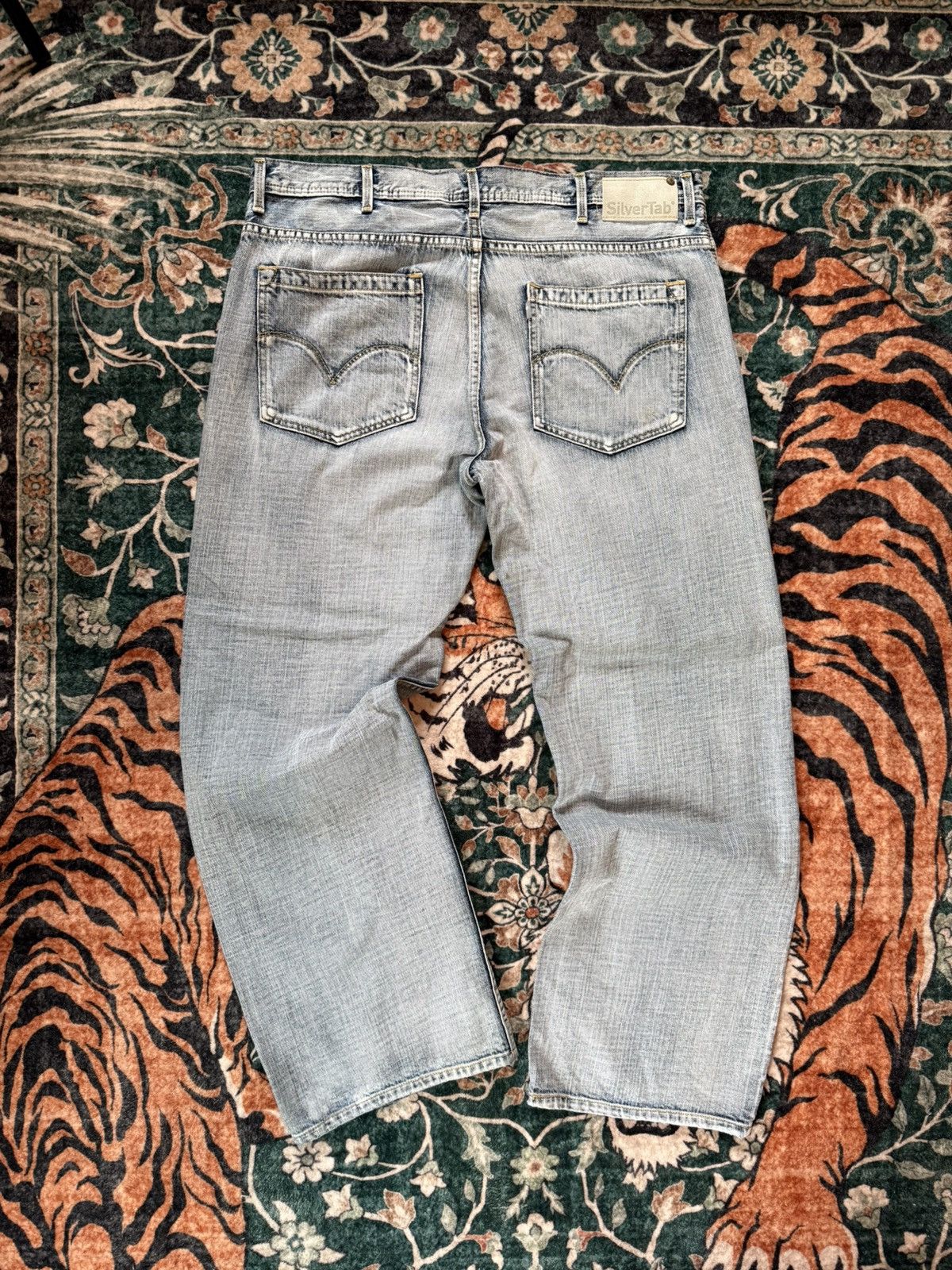 Levi's Vintage Clothing Vintage Levi Baggy Silver Tabs Size US 38 / EU 54 - 3 Thumbnail