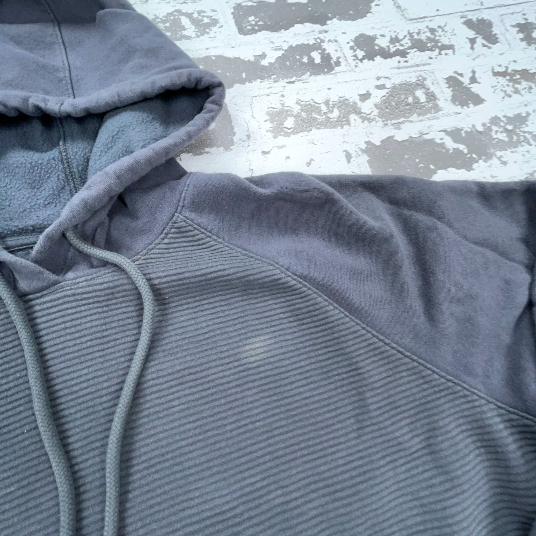 Under Armour Under Armour Hoodie Women XL Gray Sweatshirt Pullover Hooded All Seasons Breathable Pockets Logo Regular Size XL / US 12-14 / IT 48-50 - 4 Thumbnail