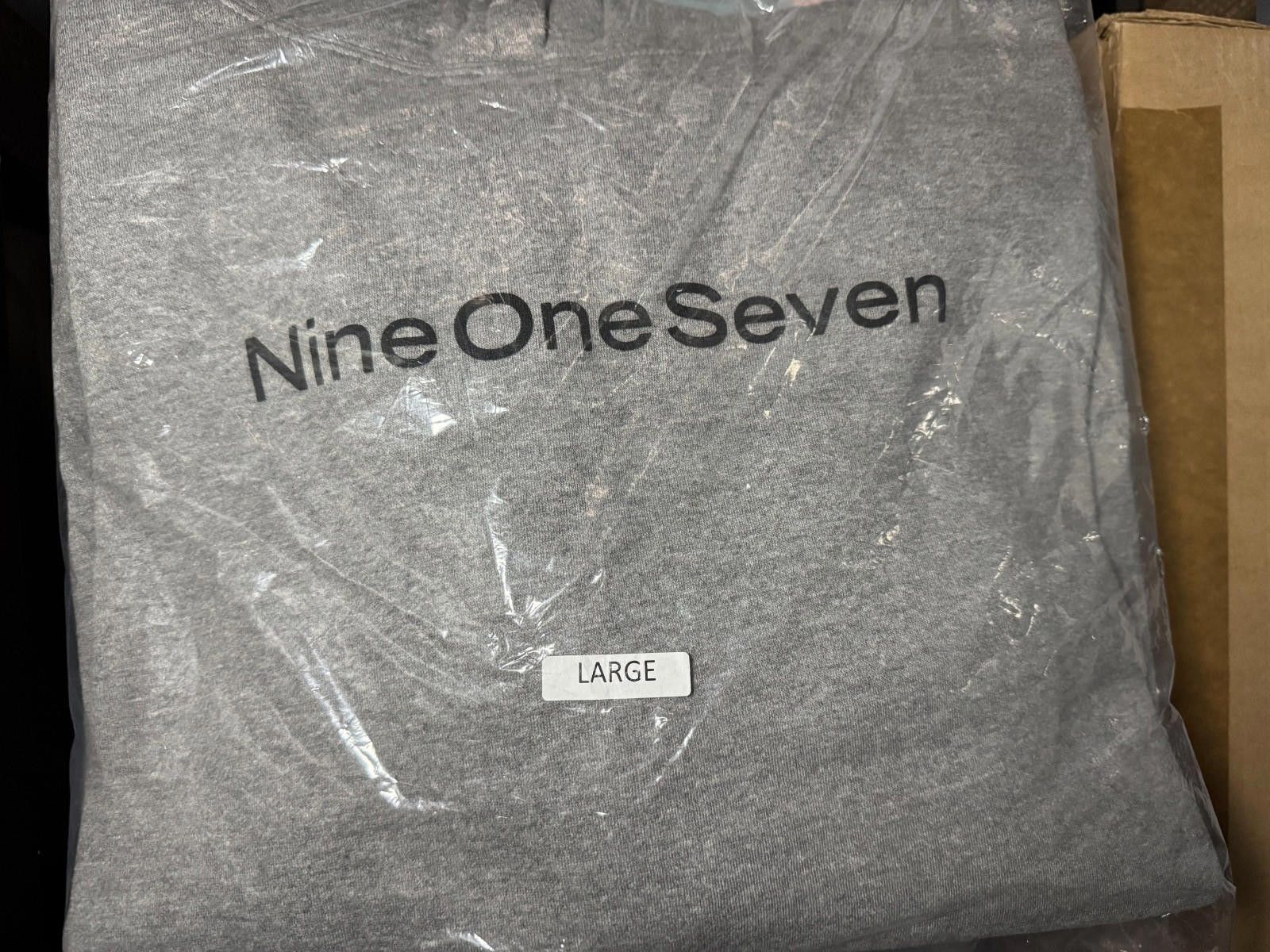 Call Me 917 Call Me 917 Nine One Seven Hoodie Grey Large Size US L / EU 52-54 / 3 - 1 Preview