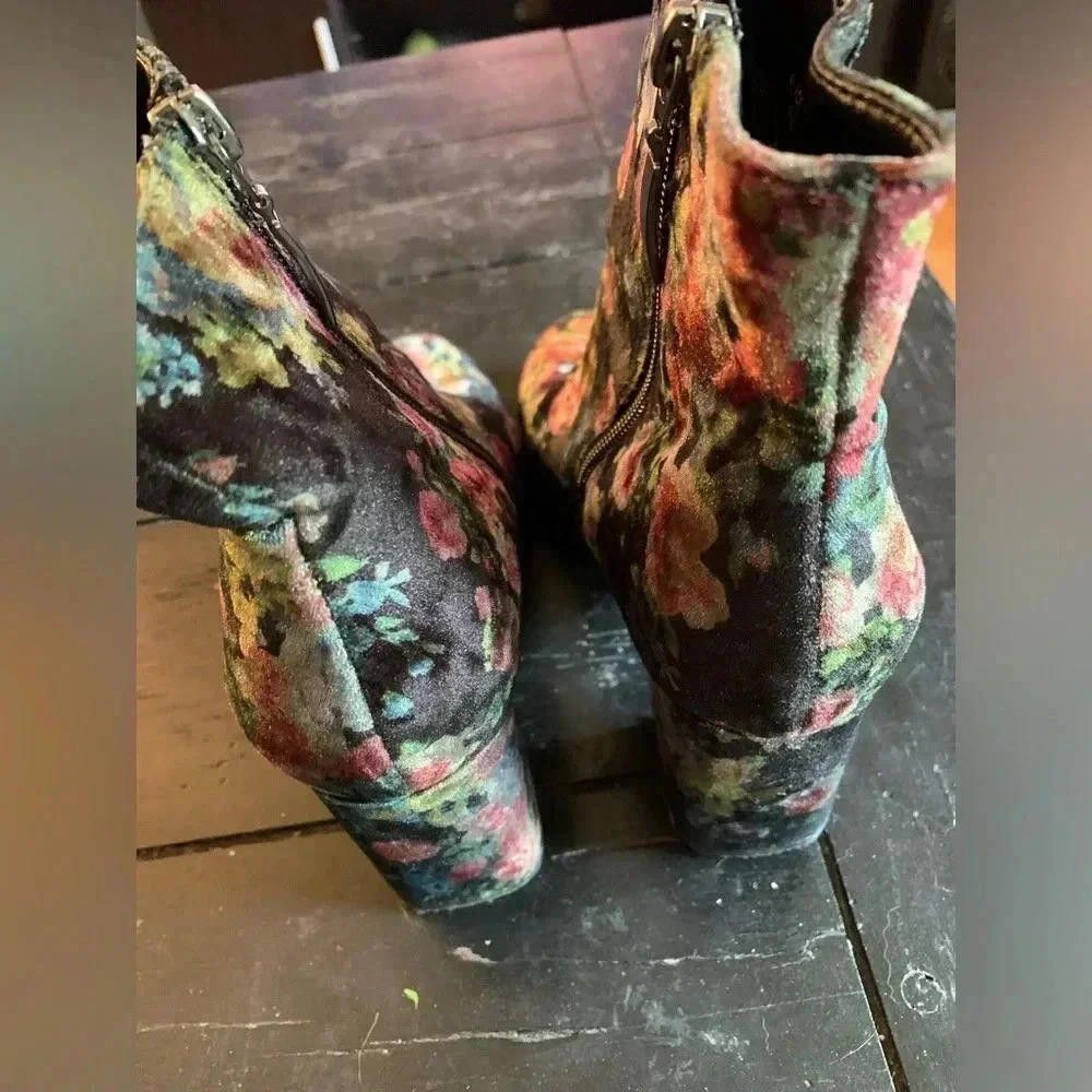 Designer Monique Floral Print Ankle Boots - Trendy & Stylish Size US 6 / IT 36 - 2 Thumbnail