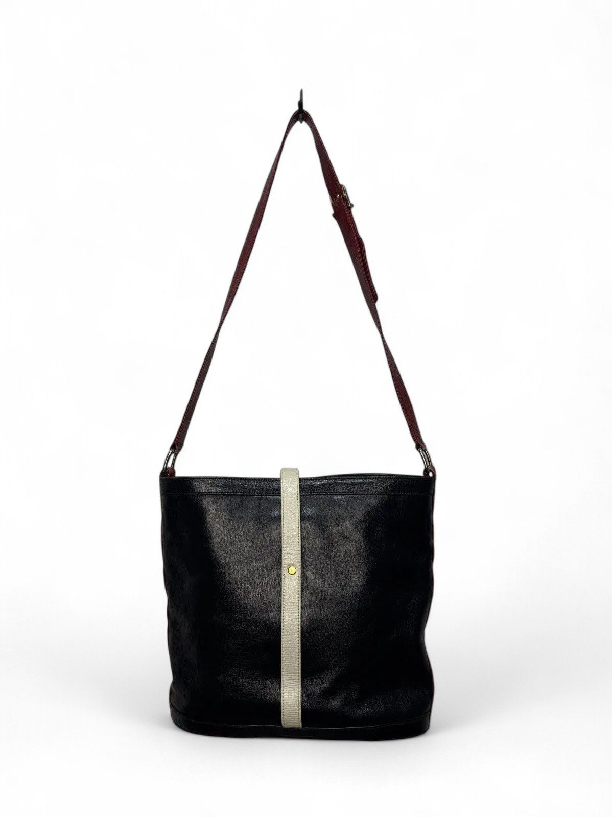 Fendi Fendi Vintage Black Leather Shoulder Bag Classic Luxury Size ONE SIZE - 10 Thumbnail
