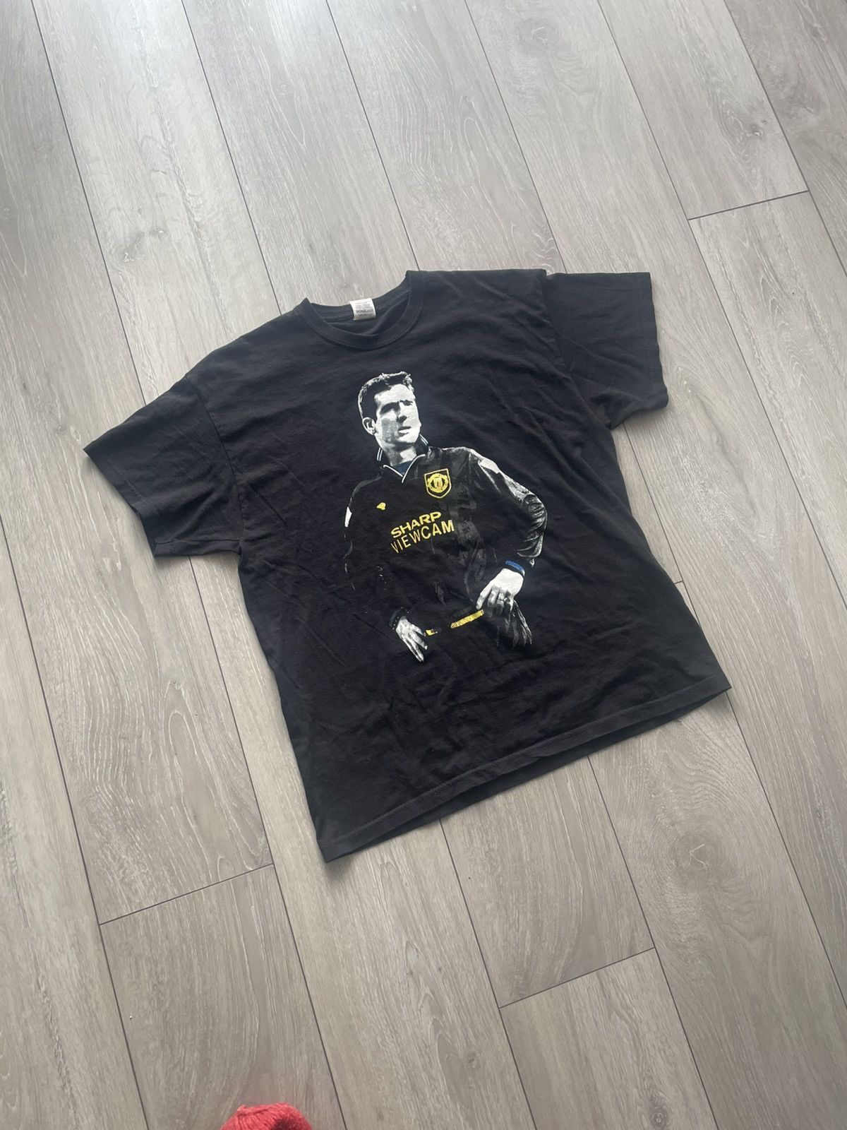 Other “Manchester United Retro Cantona T-Shirt – Classic Fan Tee” Size US L / EU 52-54 / 3 - 1 Thumbnail