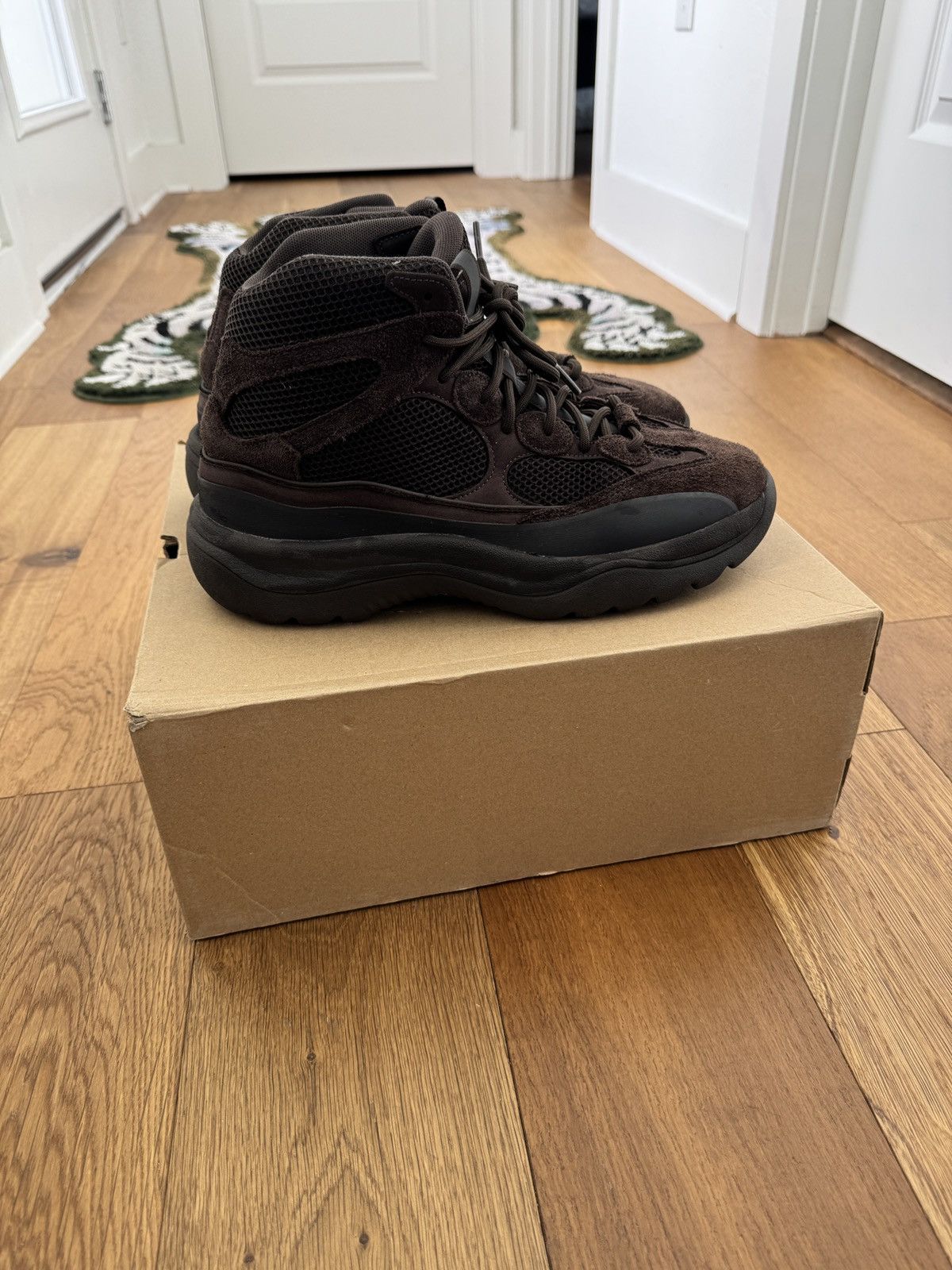 Yeezy YZY DSRT BT OIL Size US 12 / EU 45 - 3 Thumbnail