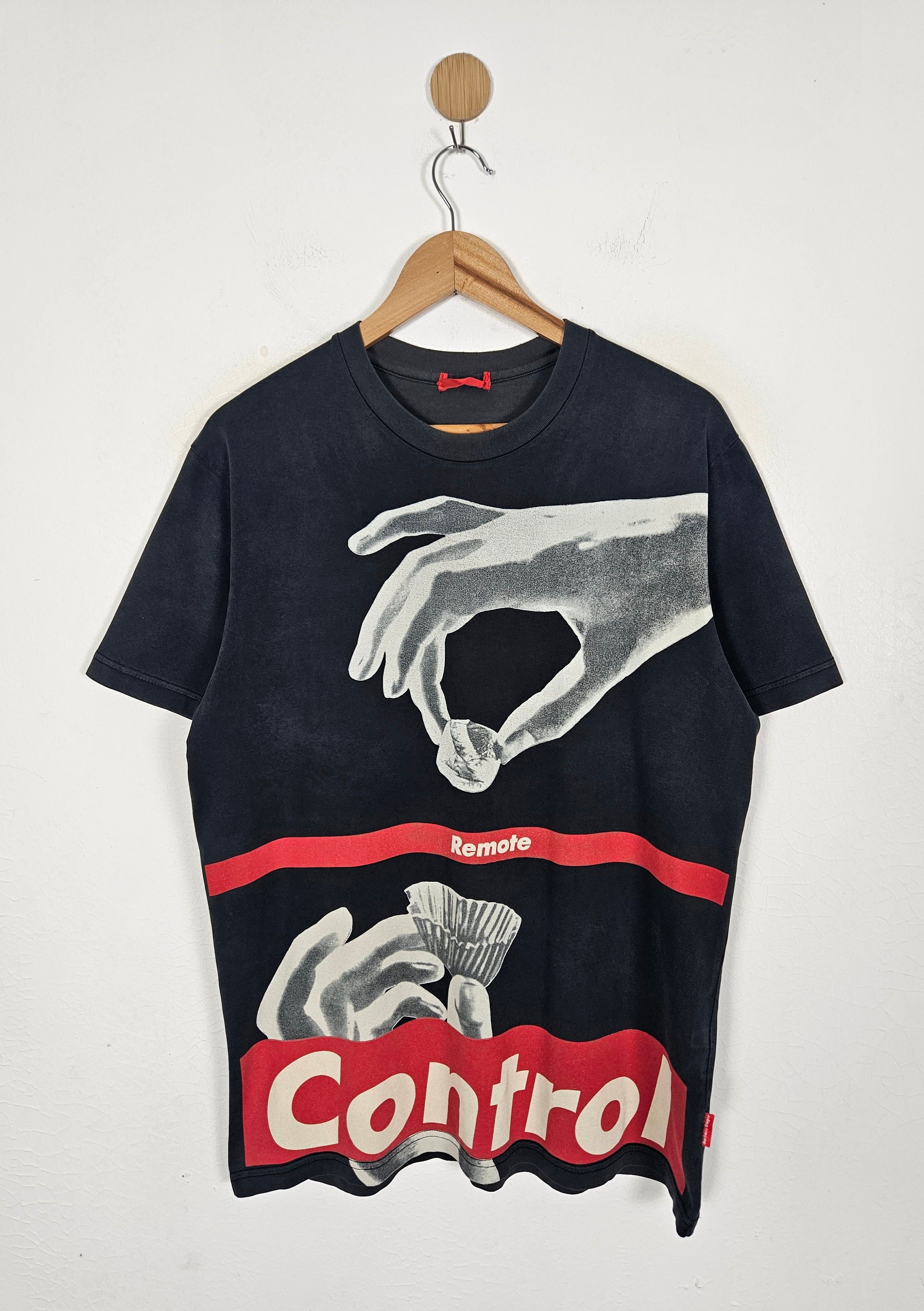 Barbara Kruger Barbara Kruger Control shirt Size US L / EU 52-54 / 3 - 1 Thumbnail