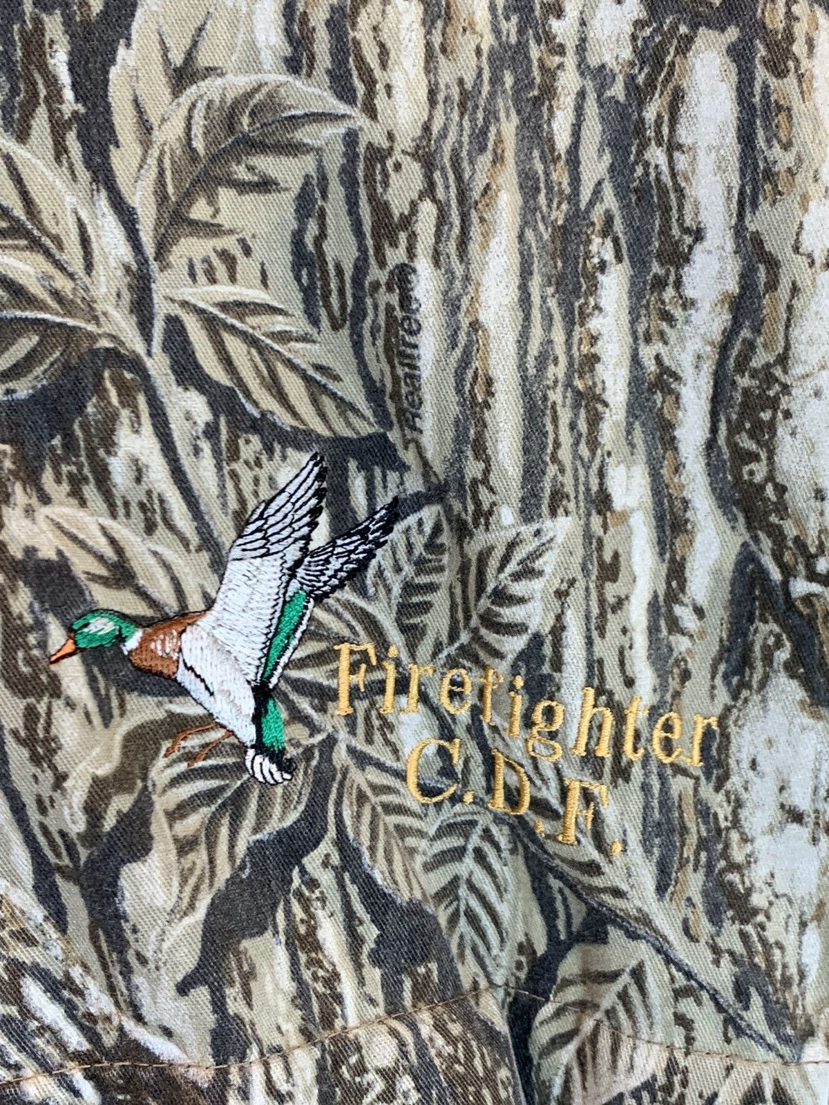 Cabelas *RARE* Vintage RealTree x Cabela’s Camo Embroidered Jacket Size US M / EU 48-50 / 2 - 4 Thumbnail