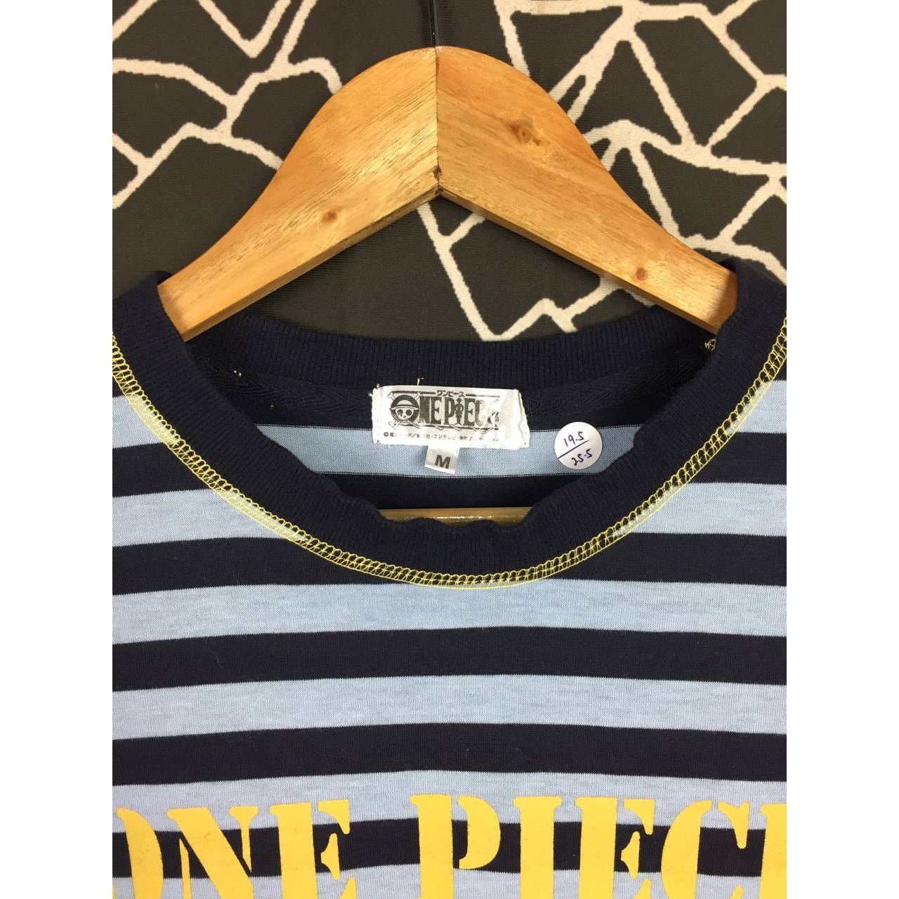 Anime × Japanese Brand × Vintage Vtg Anime One Piece Mugiwara Pirates Flag Logo Striped Tee Size US M / EU 48-50 / 2 - 4 Thumbnail