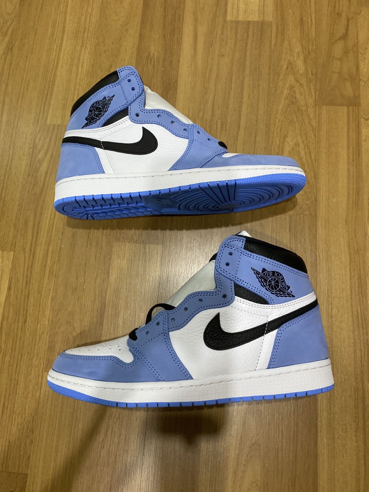 Jordan Brand × Nike Jordan 1 Retro High OG University Blue Size US 9 / EU 42 - 1 Thumbnail