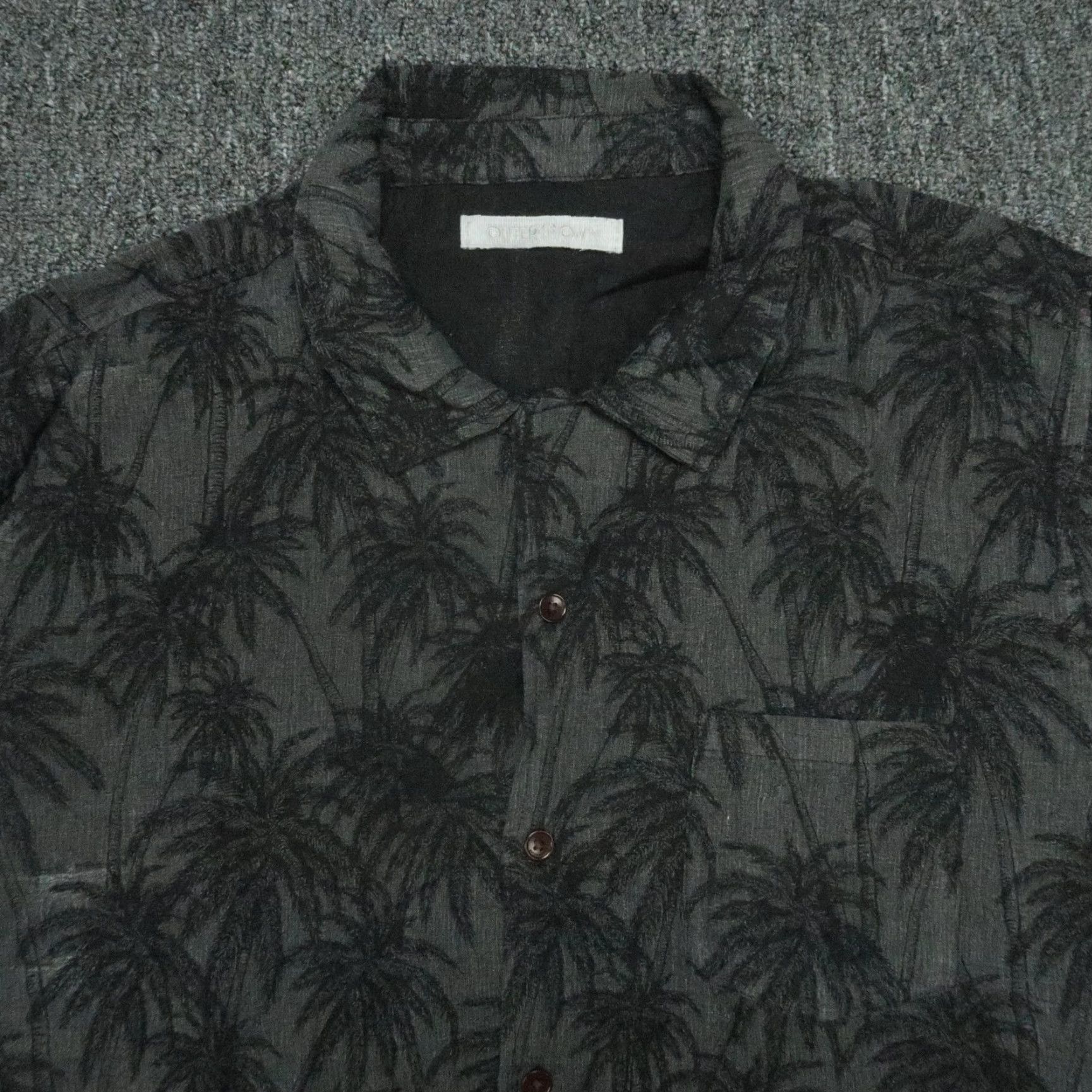 Outerknown Outerknown Shirt Mens Large Gray Black Palm Tree Linen Short Sleeve Button Up Size US L / EU 52-54 / 3 - 2 Thumbnail