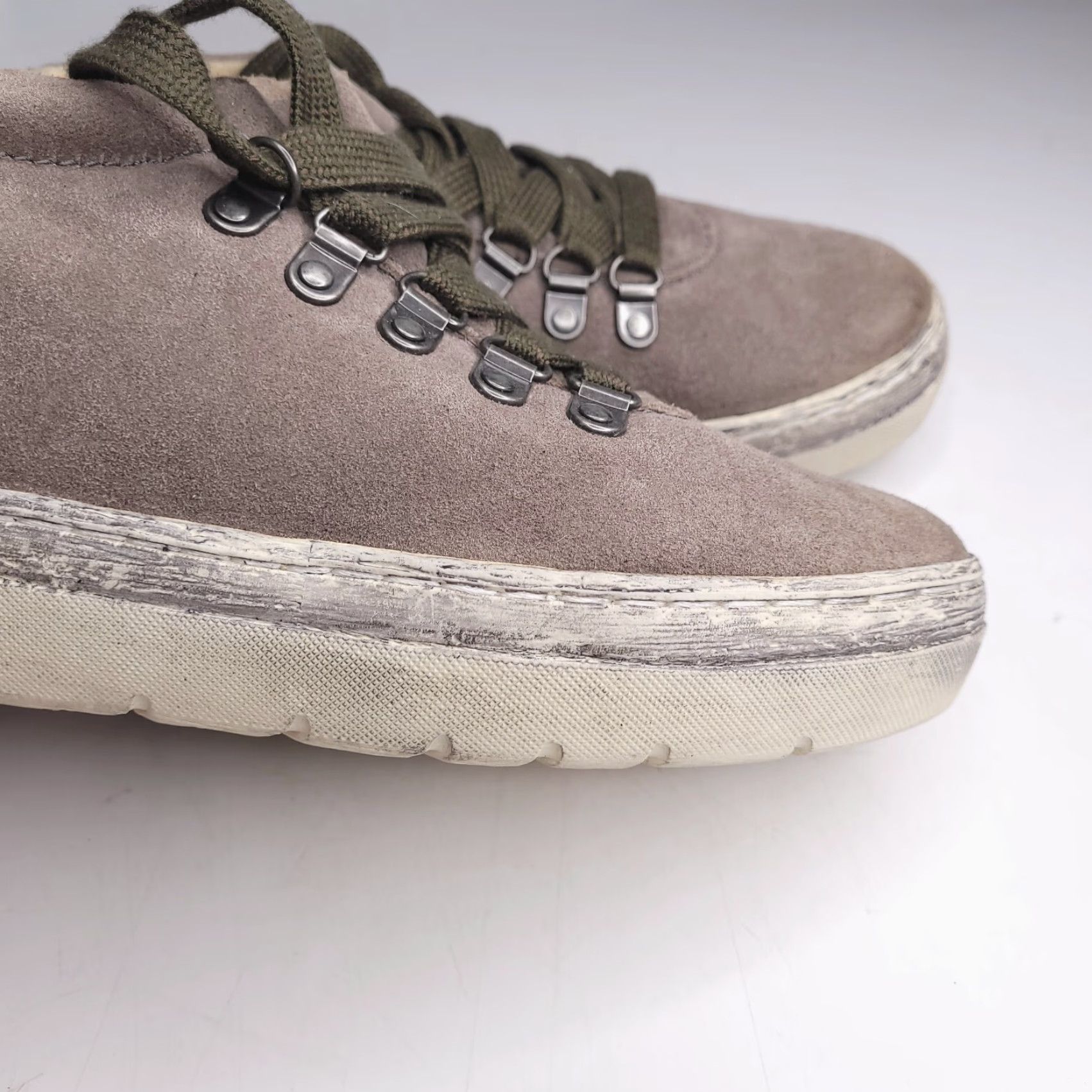Vintage OTBT Women's Bootie Gray Flat 8M Leather Boots Casual Platform New OTBT Size US 8 / IT 38 - 3 Thumbnail