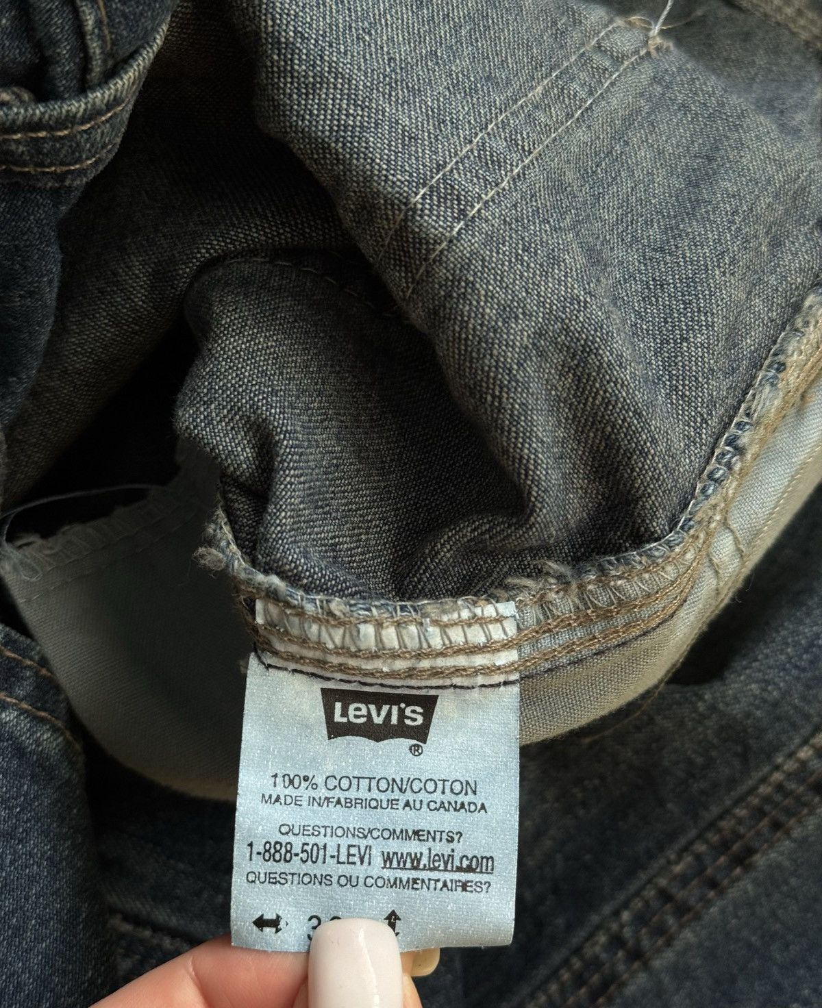 Levi's Levis 2000s vintage denim shorts Y2K Size US 38 / EU 54 - 7 Thumbnail