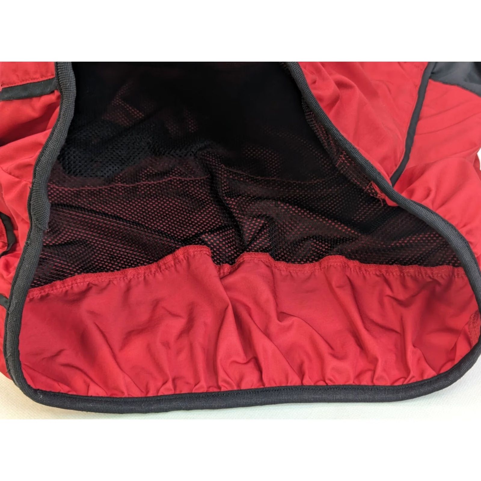 Vintage Columbia Packable Windbreaker Pullover Jacket Men XL Red Black Lightweight Microtex Packable Hooded Stand-Up Collar Size US XL / EU 56 / 4 - 4 Thumbnail