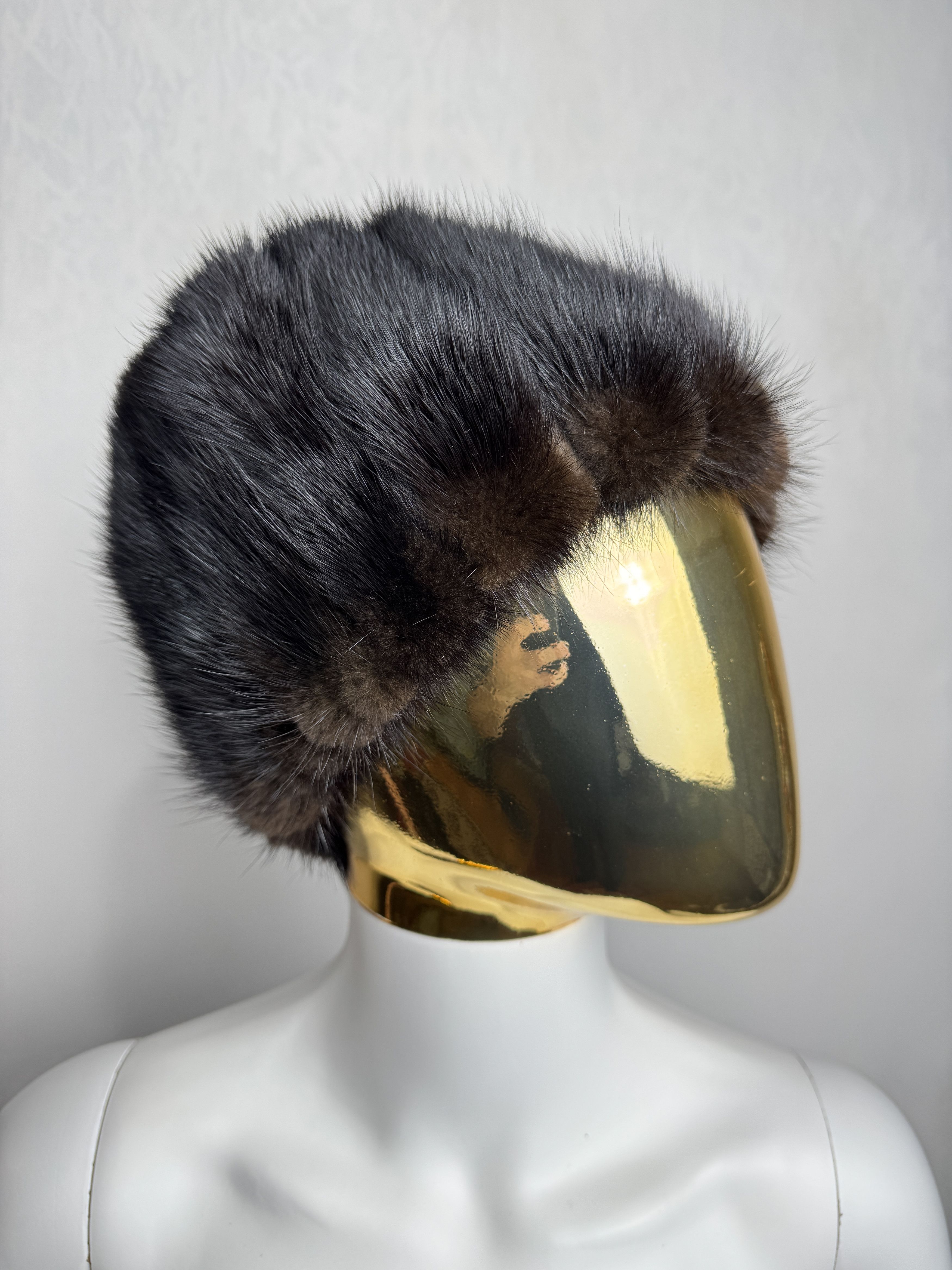 Other × Vintage Vintage women’s fur hat Size ONE SIZE - 1 Thumbnail