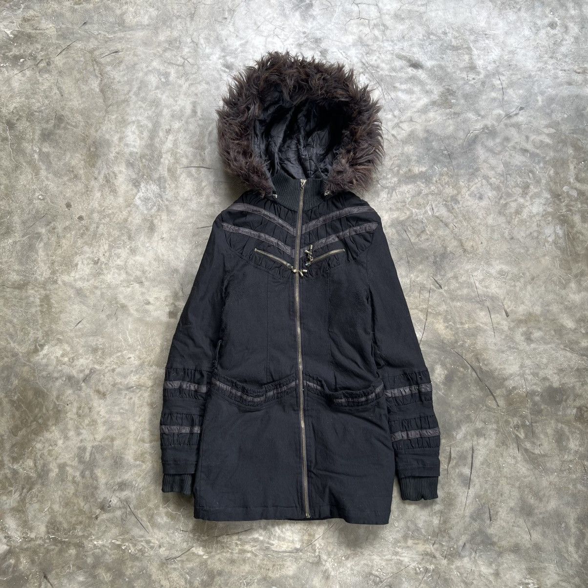 14th Addiction 2000s Lady Lamar 14th Style Fur Hooded Quilted Jacket Size US S / EU 44-46 / 1 - 1 Thumbnail
