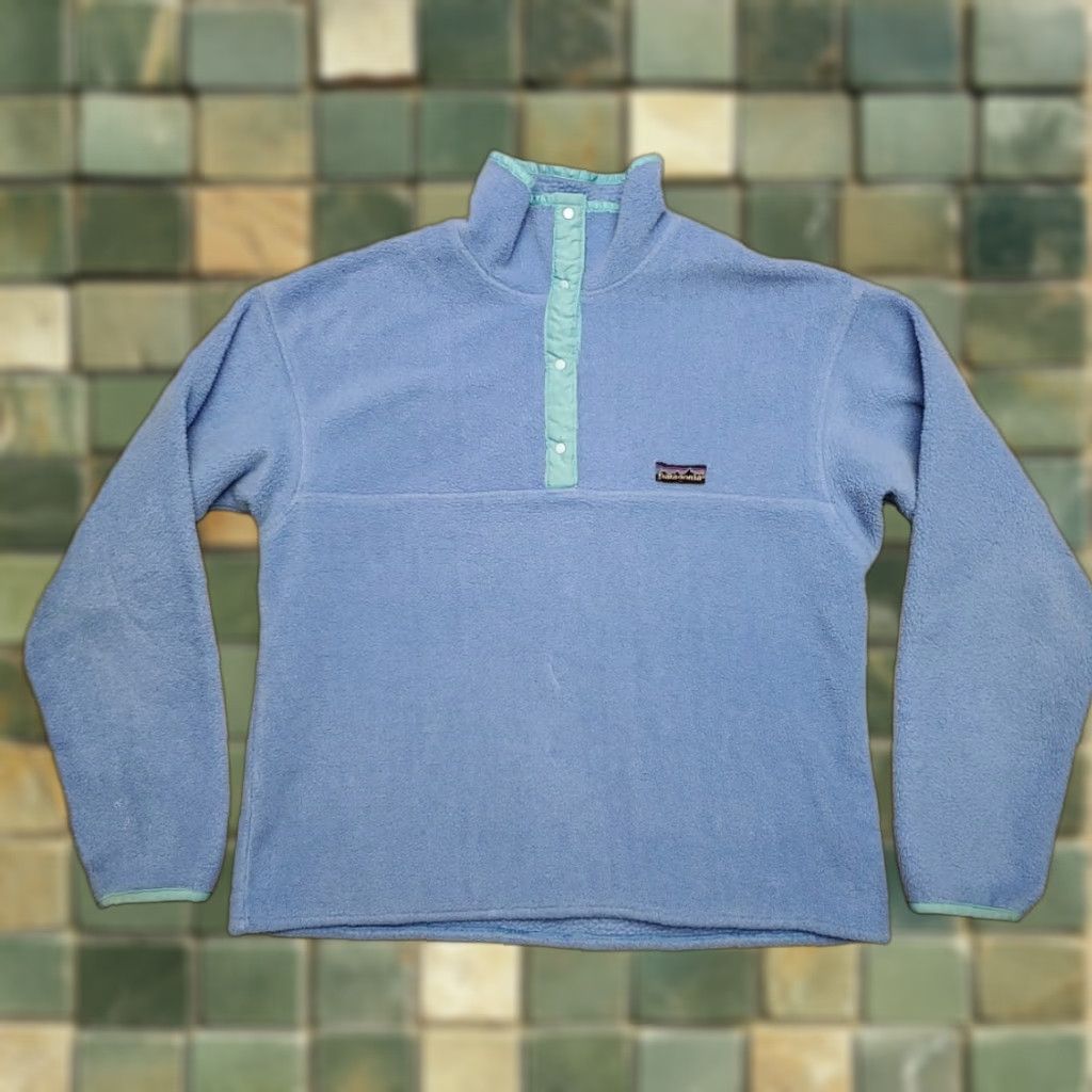 Patagonia VINTAGE Patagonia Sweater Womens 8 Blue Pullover Snap T Fleece Made in USA Size M / US 6-8 / IT 42-44 - 1 Thumbnail