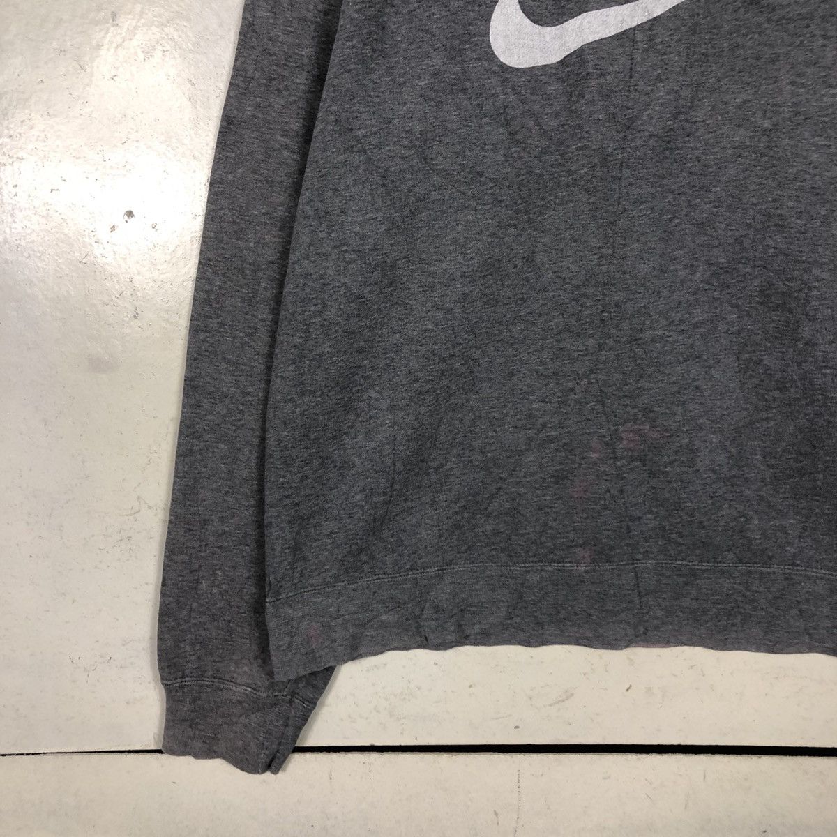 Nike 📌Vintage Sweatshirt Nike Big Logo Sun Faded Size US XL / EU 56 / 4 - 6 Thumbnail