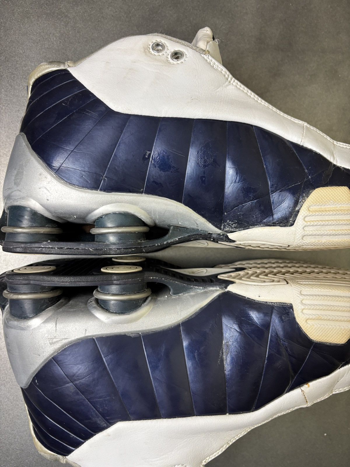 Nike × Vintage OG 2001 Nike Shox BB4 Vintage Nike Vince Carter Basketball Size US 10.5 / EU 43-44 - 5 Thumbnail
