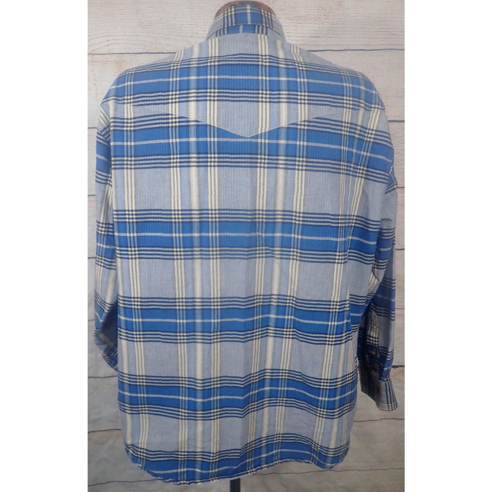 Wrangler VINTAGE Wrangler Plaid Button-Down Shirt Wrangler Blue Plaid Cowboy Mens Cotton Flannel Shirt XL Size US XL / EU 56 / 4 - 3 Thumbnail