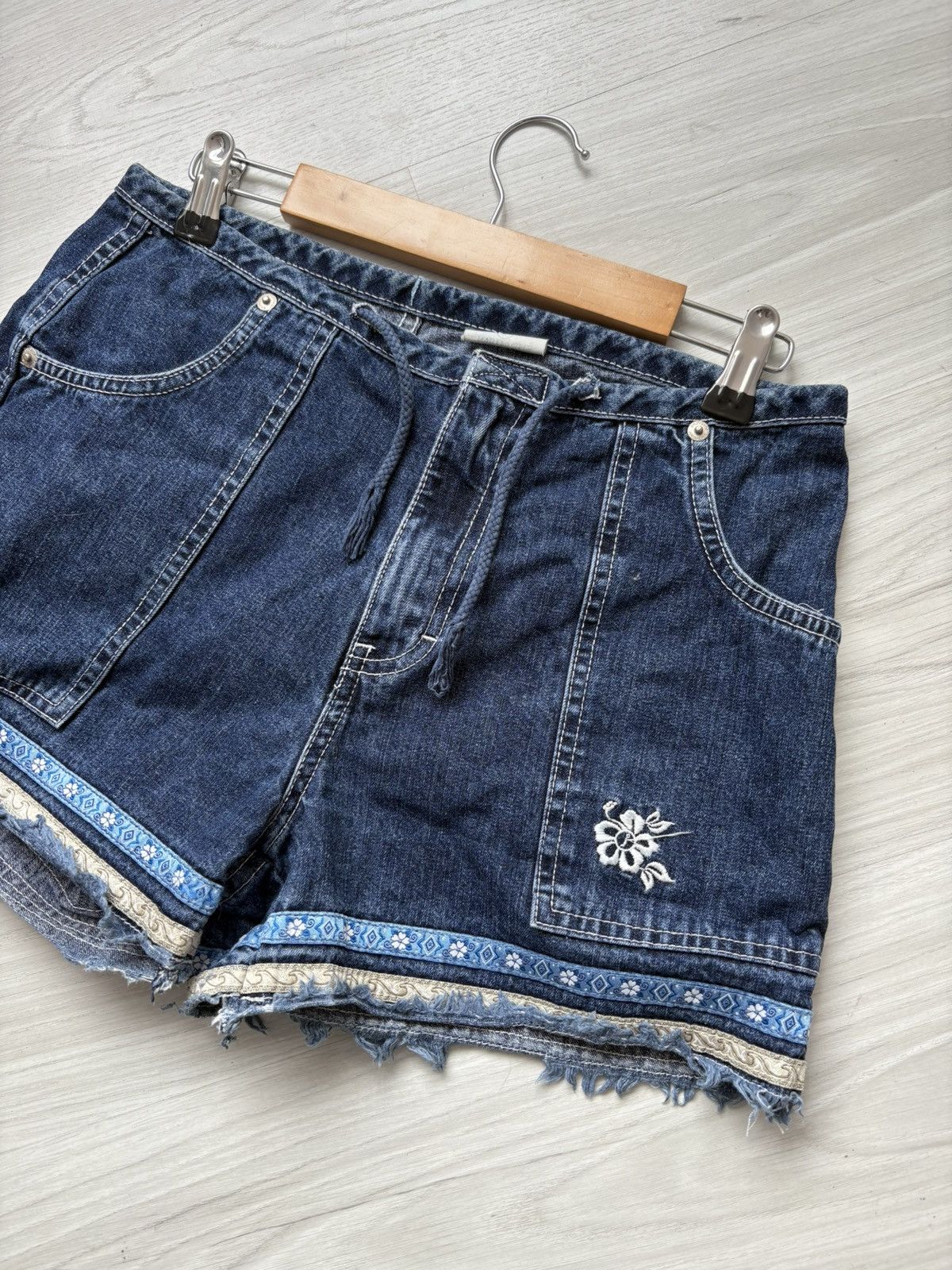 Vintage Vintage short Size 25" / US 0 / IT 36 - 2 Thumbnail