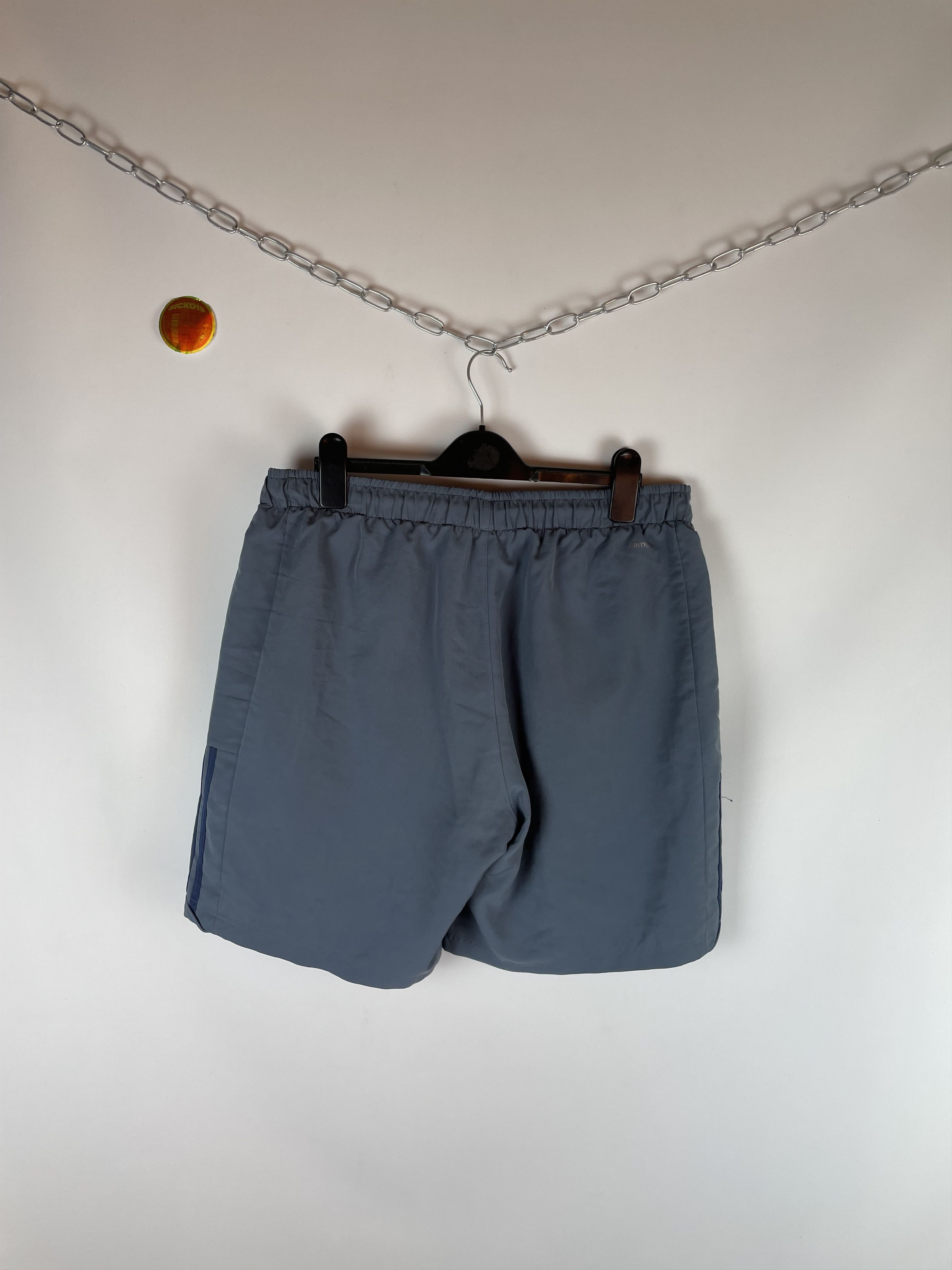 Adidas Vintage Adidas Shorts Y2k Size US 34 / EU 50 - 5 Thumbnail