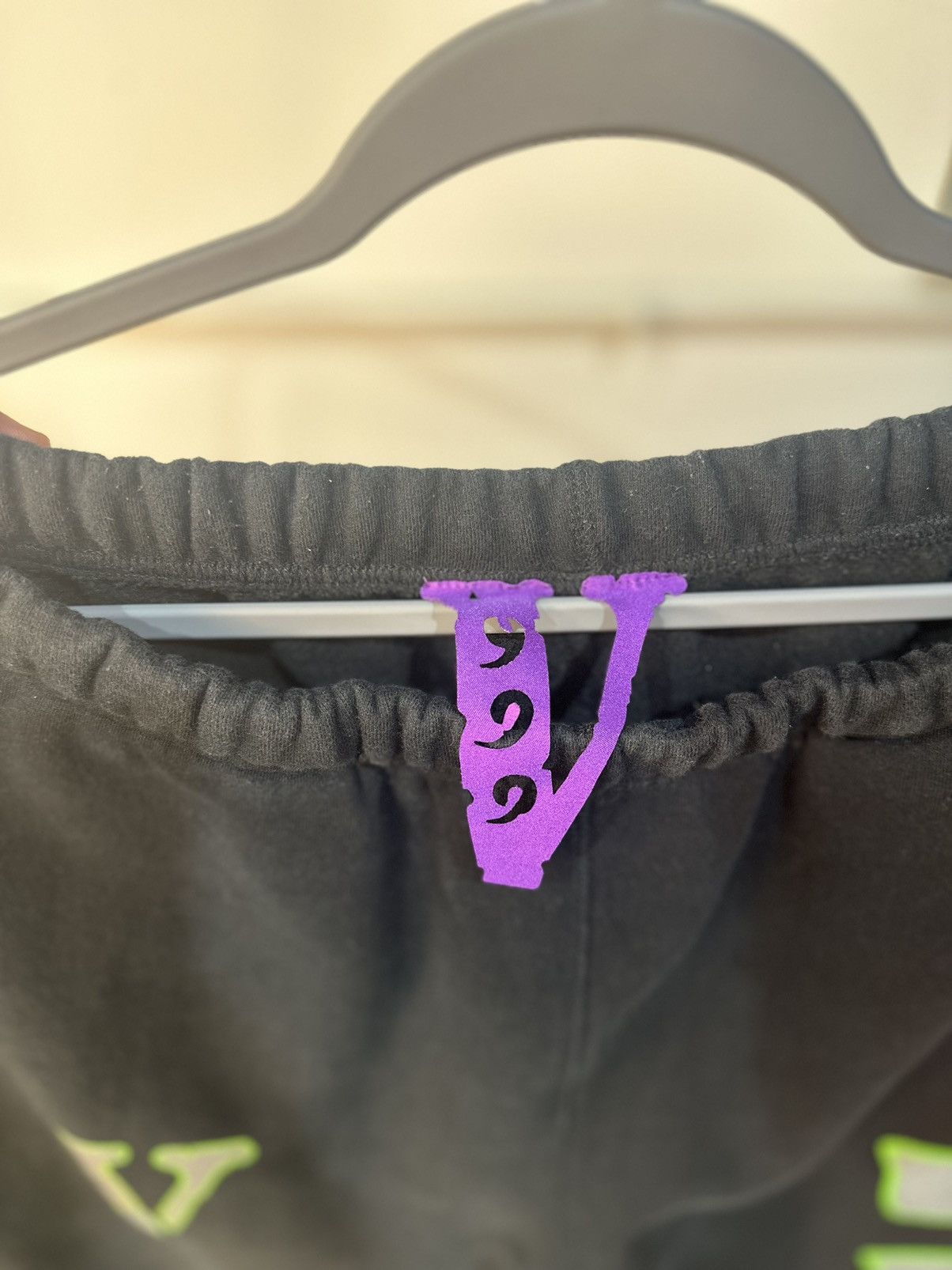 Vlone Juice wrld vlone green sweatpants Size US 34 / EU 50 - 3 Thumbnail