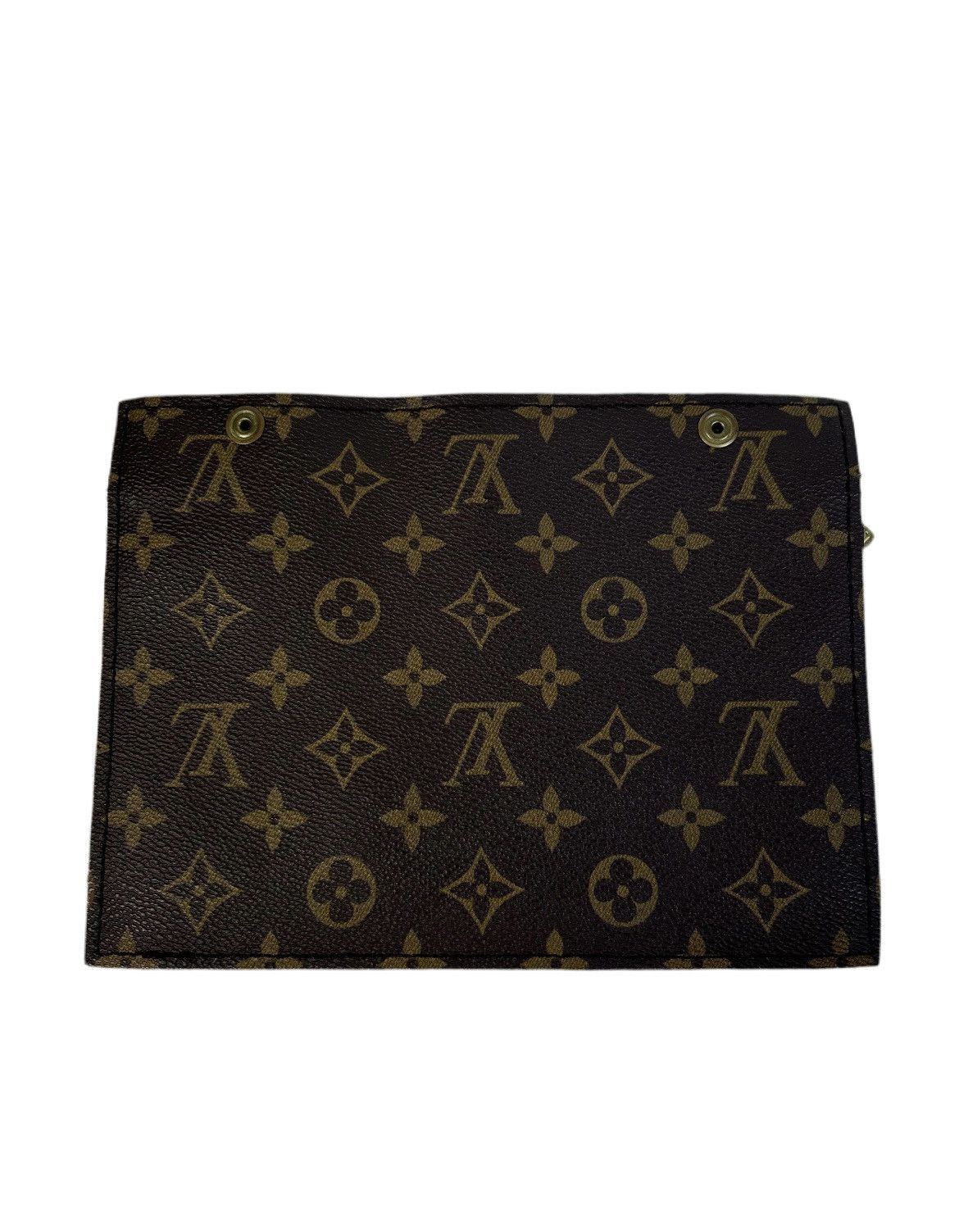 Louis Vuitton Louis Vuitton Monogram Accessory Pouch Size ONE SIZE - 4 Thumbnail