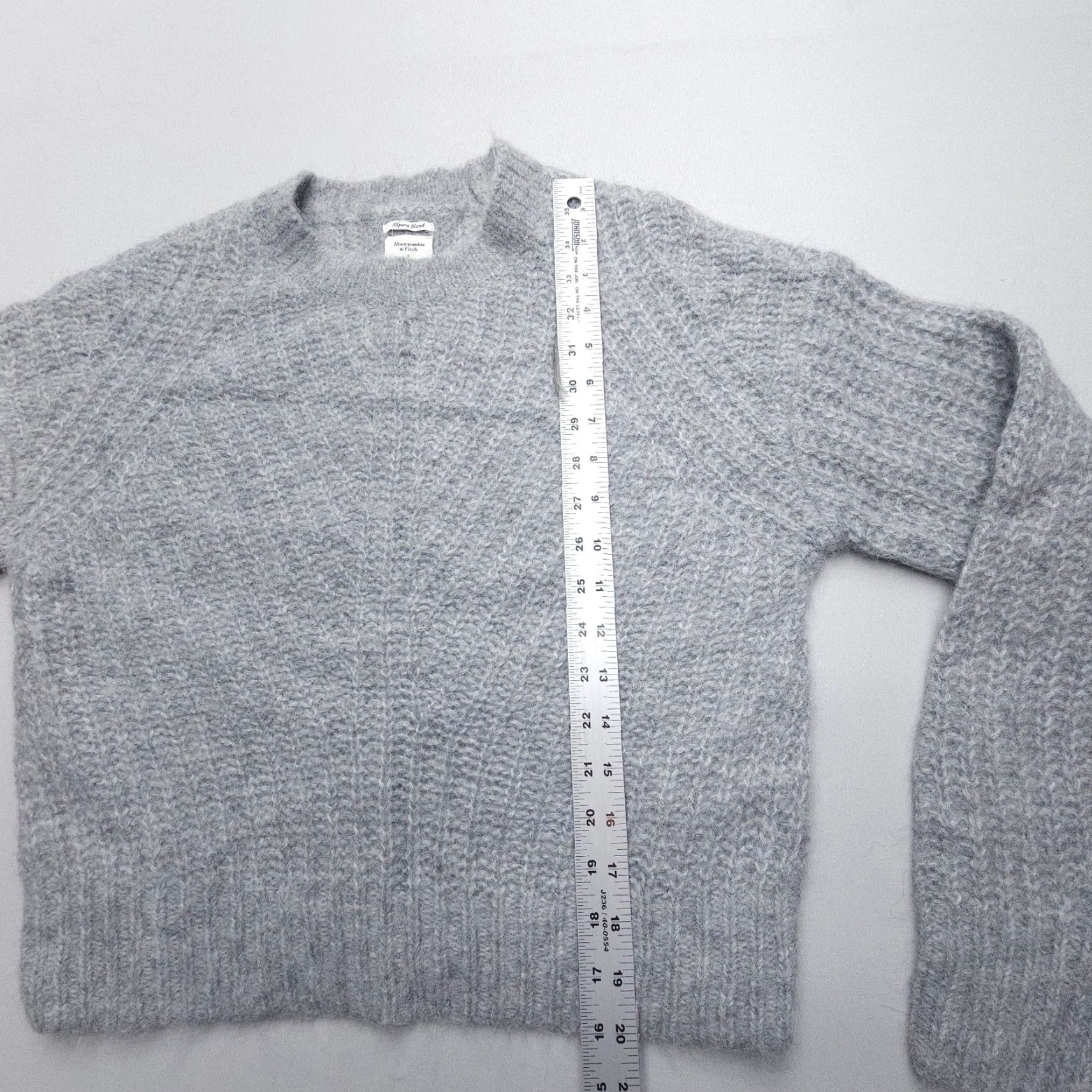 Abercrombie & Fitch Abercrombie & Fitch Alpaca Blend Chunky-Knit Sweater Womens Small Gray Logo Pullover Casual Shirt/ Sweater Size S / US 4 / IT 40 - 5 Thumbnail