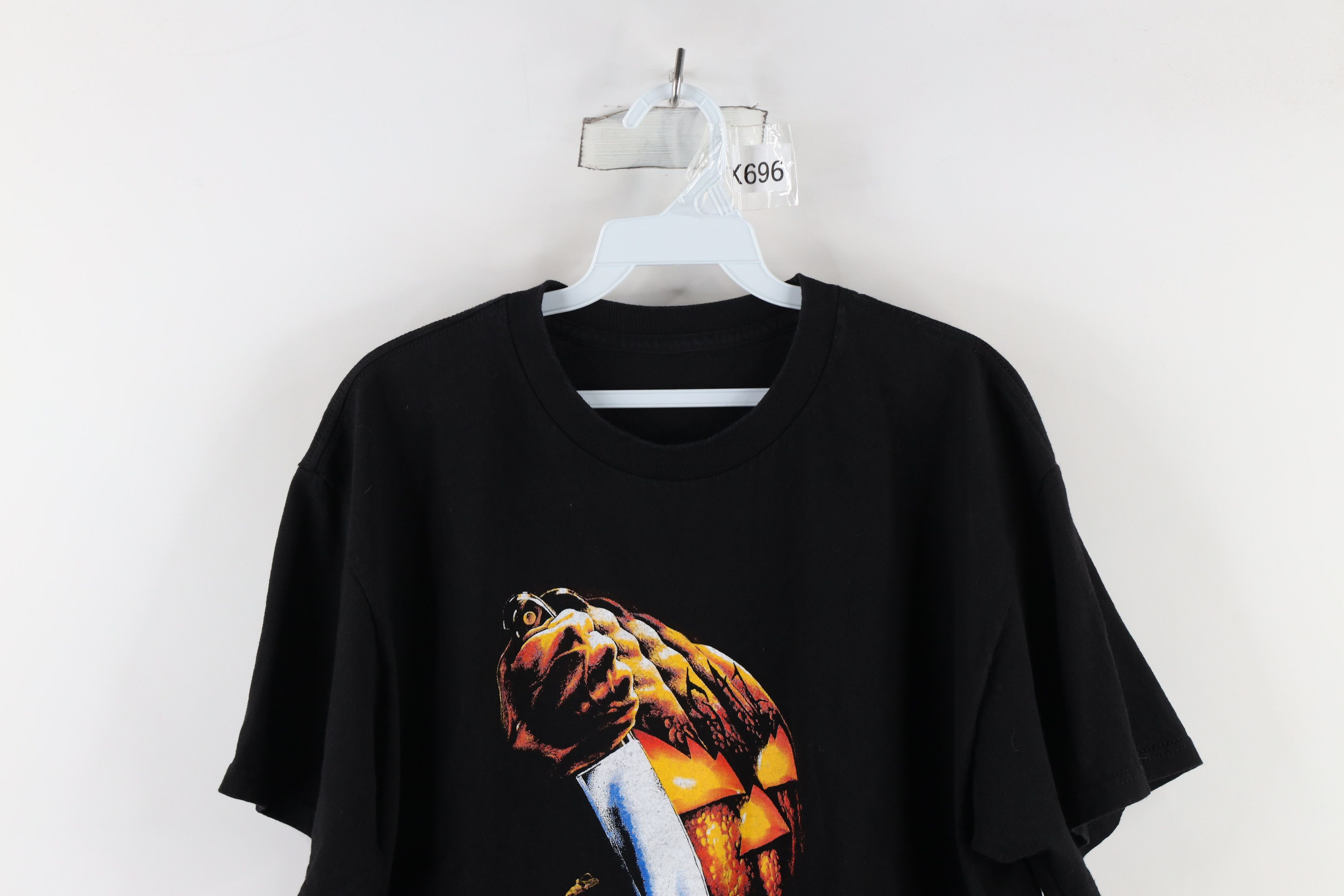 Vintage Vintage Streetwear Chamber of Horrors Haunted House T-Shirt Size US L / EU 52-54 / 3 - 2 Thumbnail