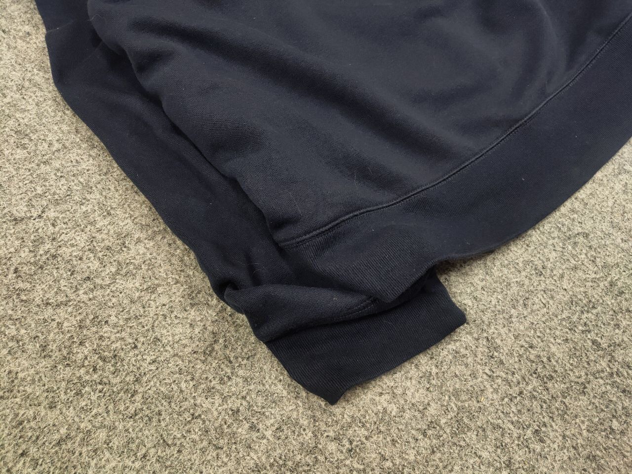Gap Gap Blue embroidered logo Crew Chek Sweatshirt Vintage Style Size US L / EU 52-54 / 3 - 6 Thumbnail
