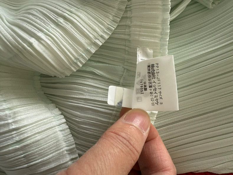 Issey Miyake Issey Miyake size:3 Mint green pleated pants Size 42" / US 20 - 3 Thumbnail