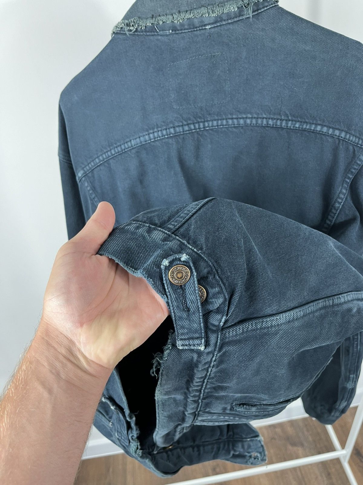 Levi's Vintage Levi’s Faded Green Denim Jacket Distressed Worn Look Size US L / EU 52-54 / 3 - 17 Thumbnail