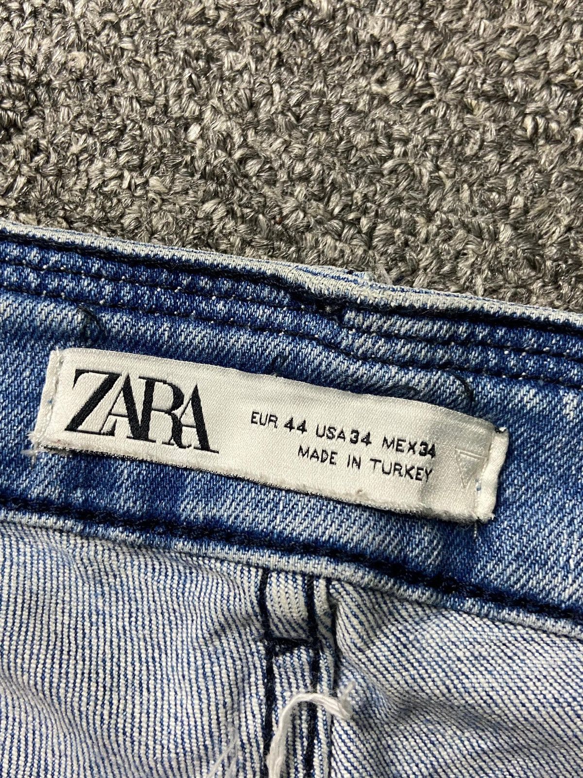 Designer × Vintage × Zara ZARA Distressed Denim Ripped Jeans (131) Size US 32 / EU 48 - 2 Thumbnail
