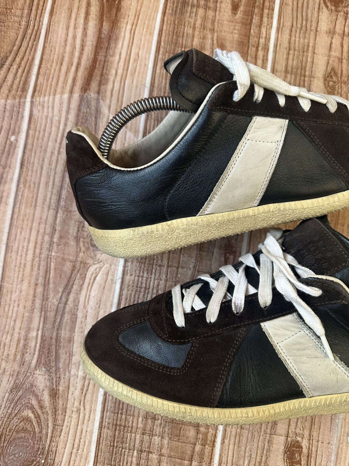 Maison Margiela Maison Margiela Archive Brown GAT Rare Vintage Size US 9 / IT 39 - 10 Thumbnail