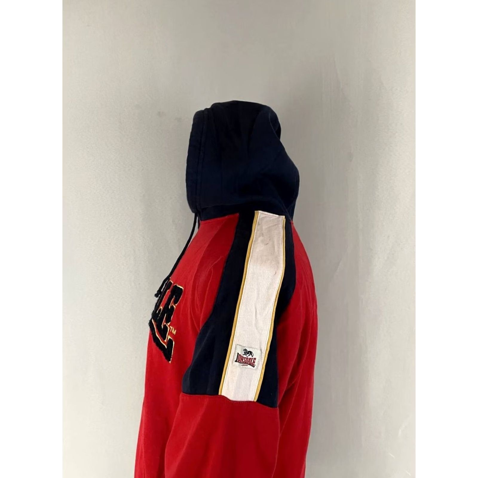 Lonsdale Lonsdale Hoodie Mens Size L Red Cotton Long Sleeve Drawstring Pocket Size US L / EU 52-54 / 3 - 7 Thumbnail