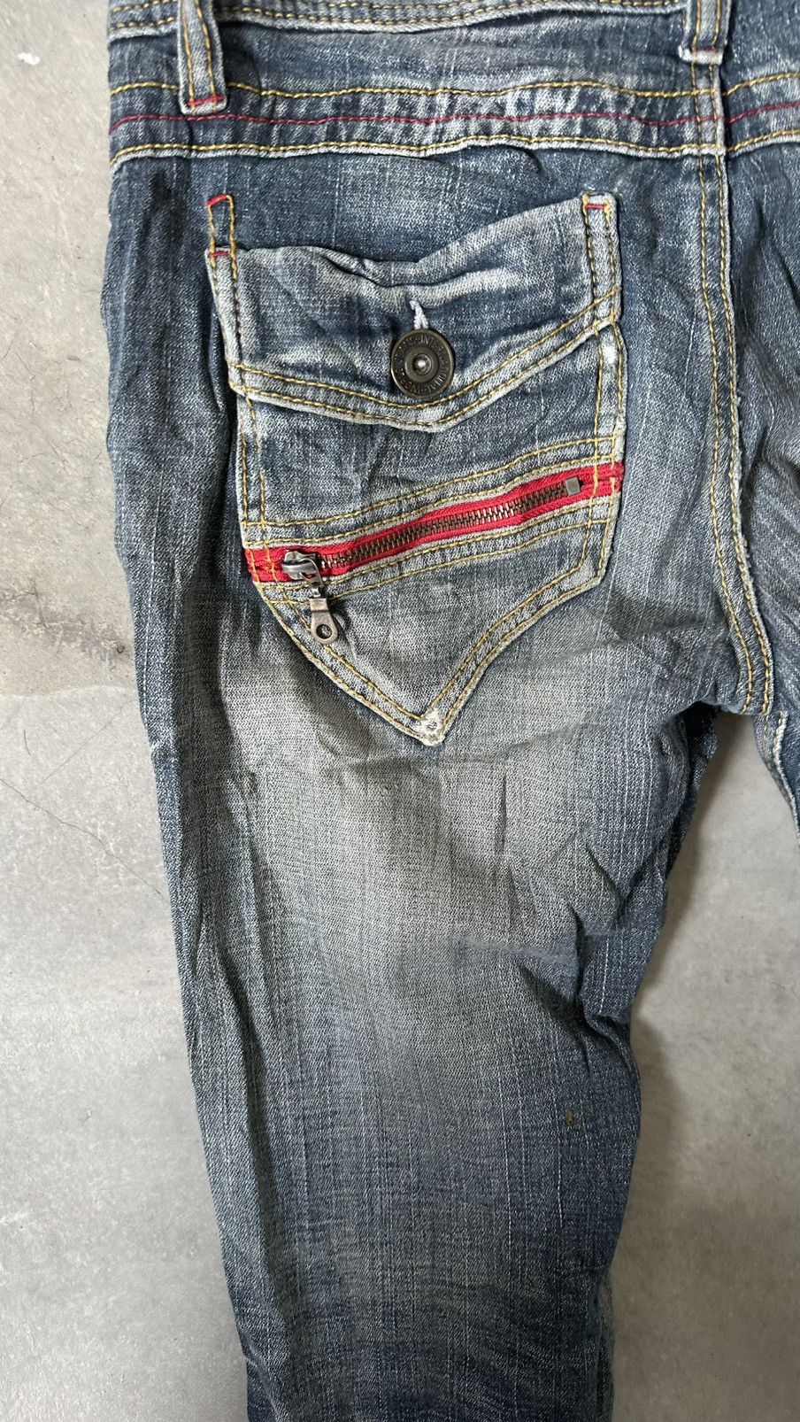 Beauty Beast VINTAGE DISTRESSED DENIM PANT AFFLICTION Size US 30 / EU 46 - 13 Thumbnail