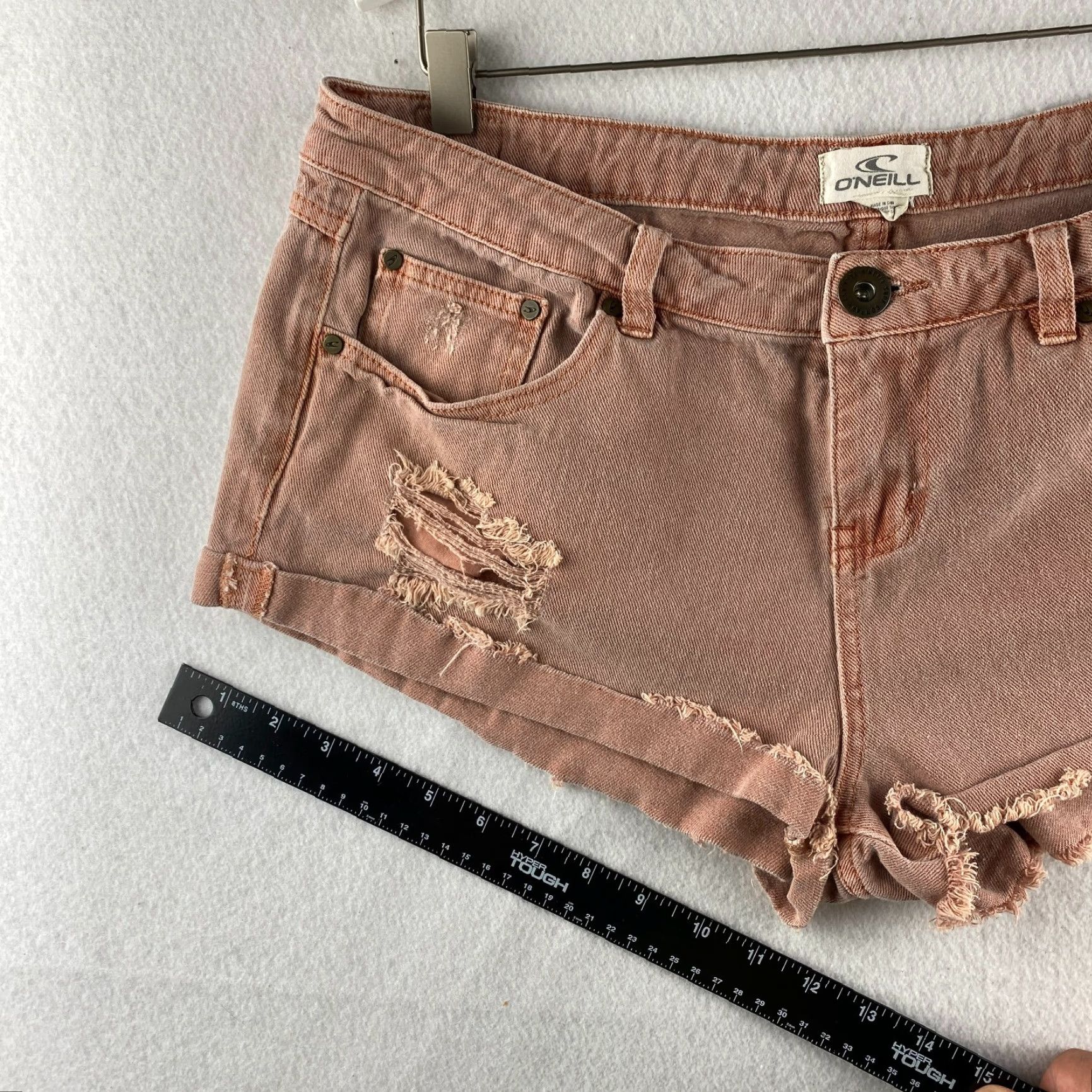 O'Neill O'Neill Shorts Womens 9 Coral Cut-Off Denim Fray Distressed Hotpants Size 24" / US 00 / IT 34 - 6 Thumbnail