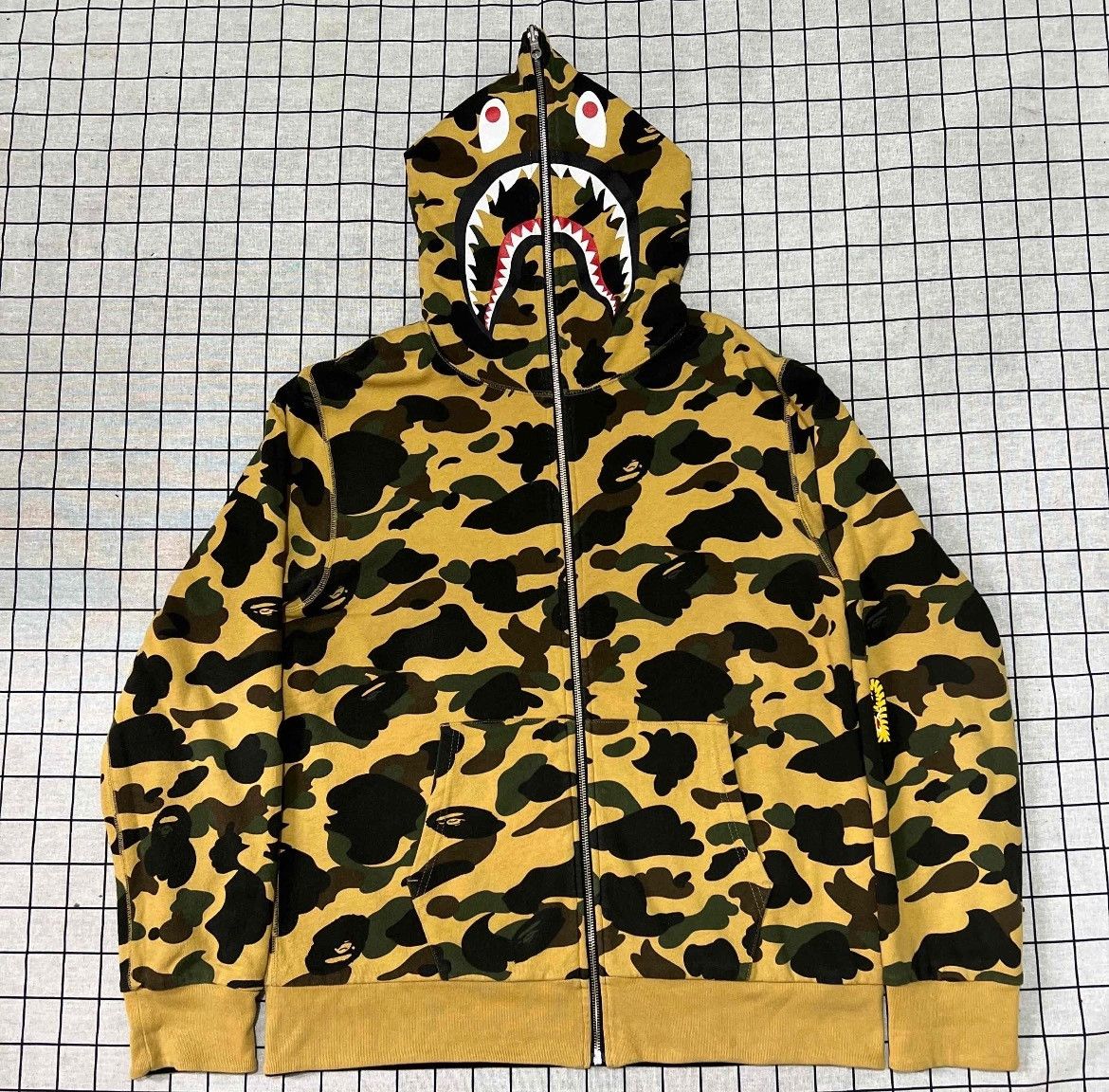 Bape Bape Camo Multi Hoodie xl Men Size US XL / EU 56 / 4 - 1 Thumbnail