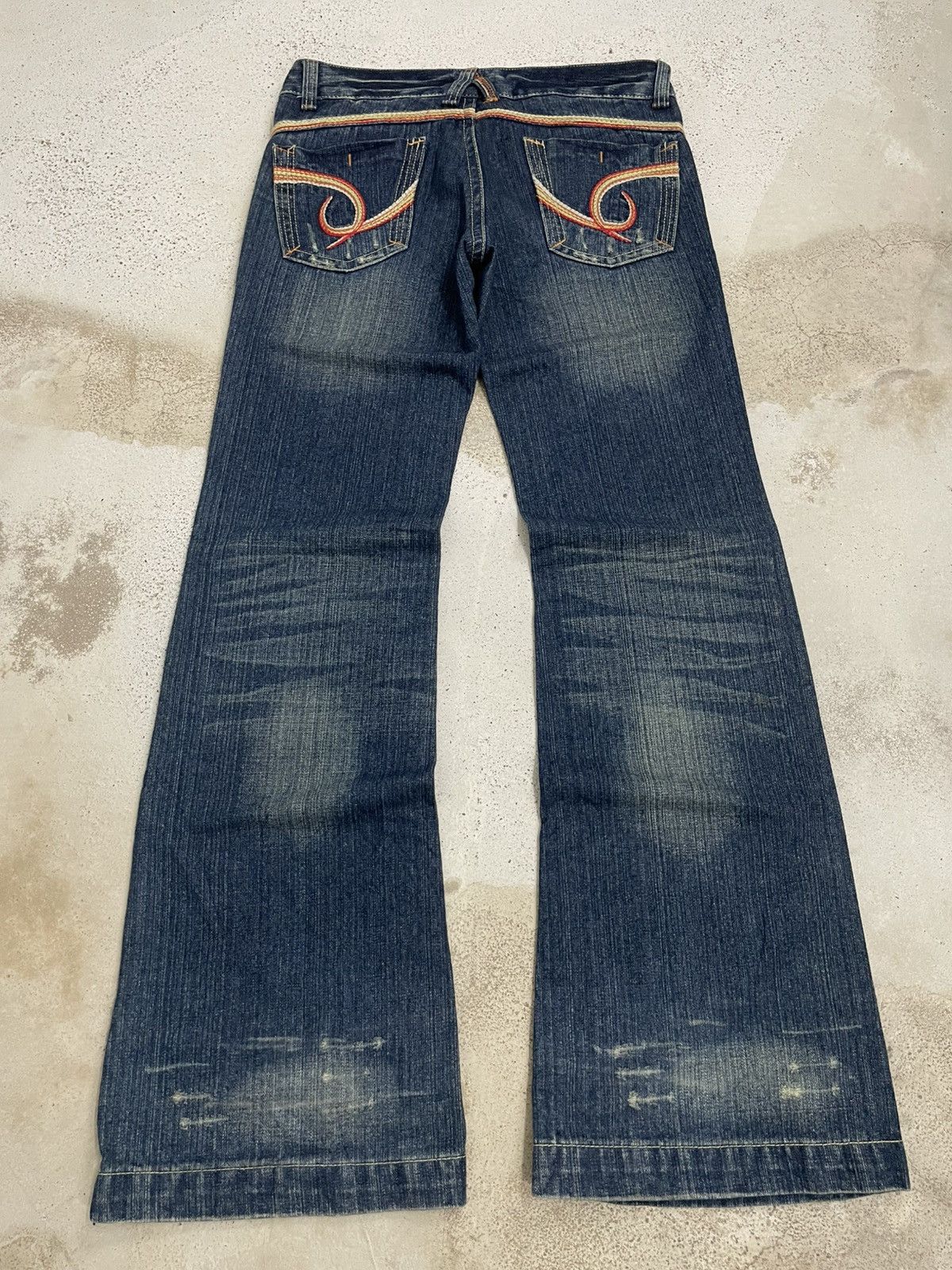 Le Grande Bleu (L.G.B.) Come Stai? Flare Whisker Distressed Japan Fashion Size US 30 / EU 46 - 13 Thumbnail