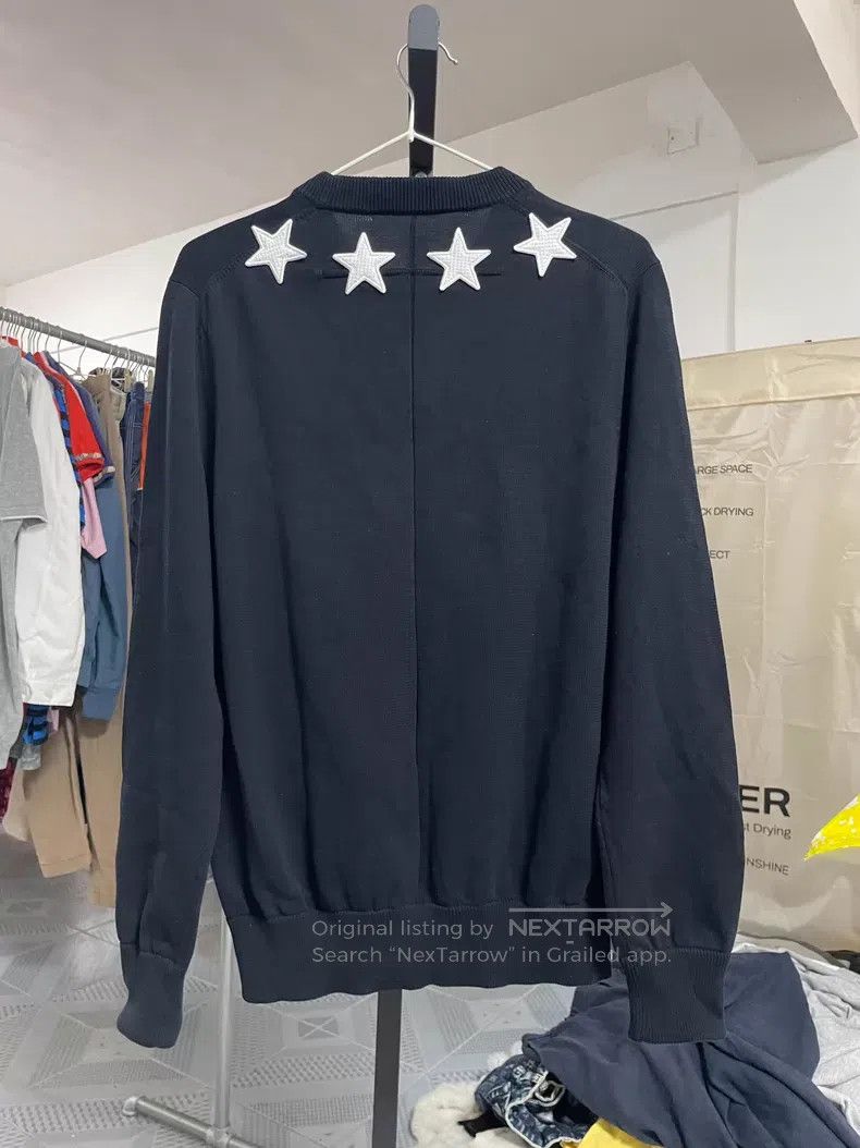 Givenchy Givenchy Crew Neck Star Knit Sweater Size US M / EU 48-50 / 2 - 3 Thumbnail