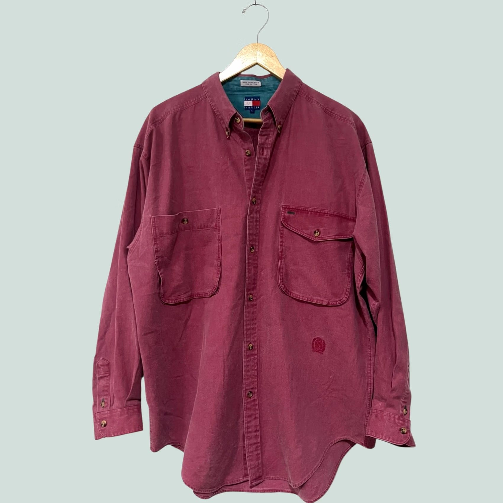 Tommy Hilfiger Tommy Hilfiger Vintage Mens L Shirt Button Up Embroidered Crest Pockets Red Size US L / EU 52-54 / 3 - 1 Thumbnail